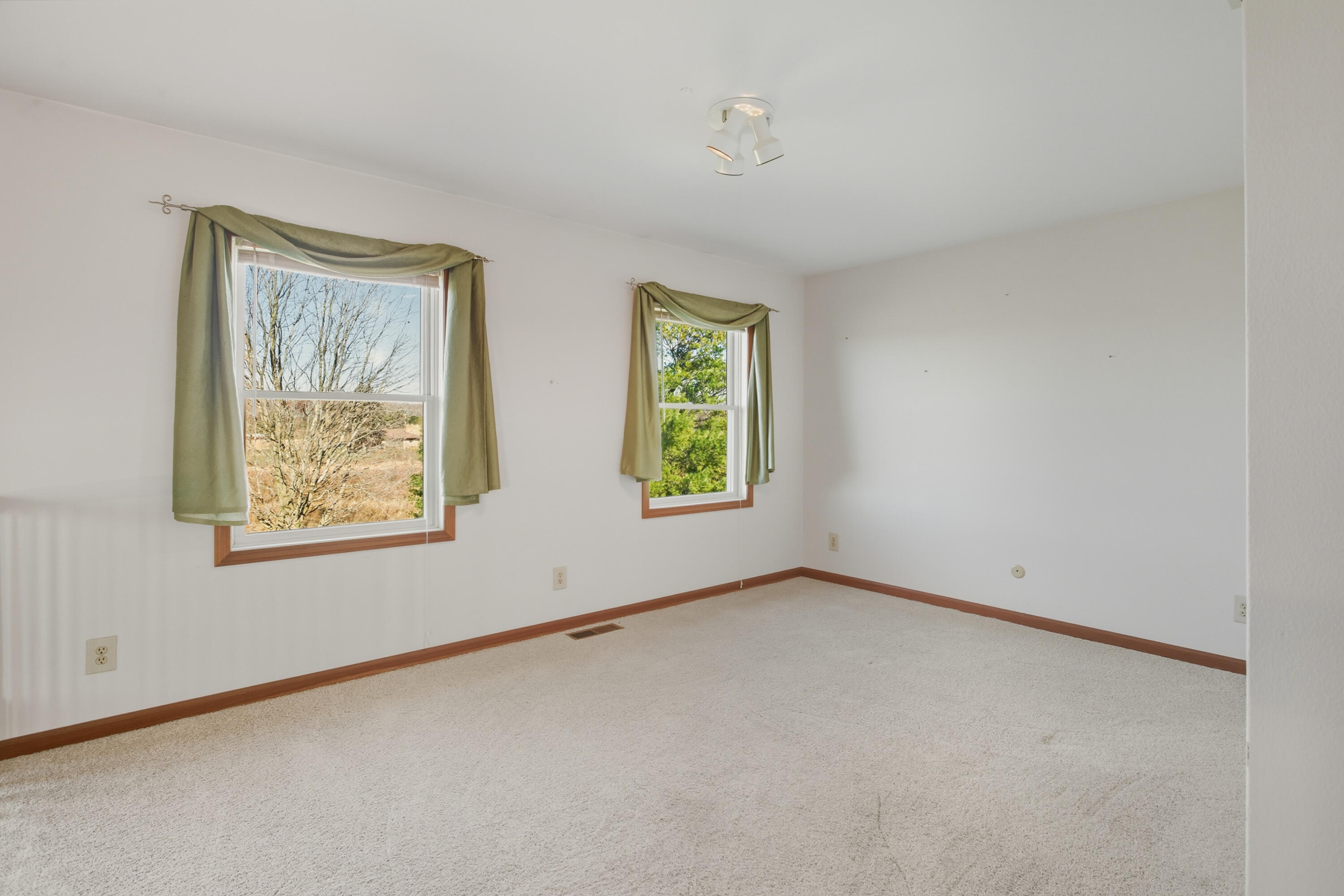 9227 Yager Road Property Photo 37