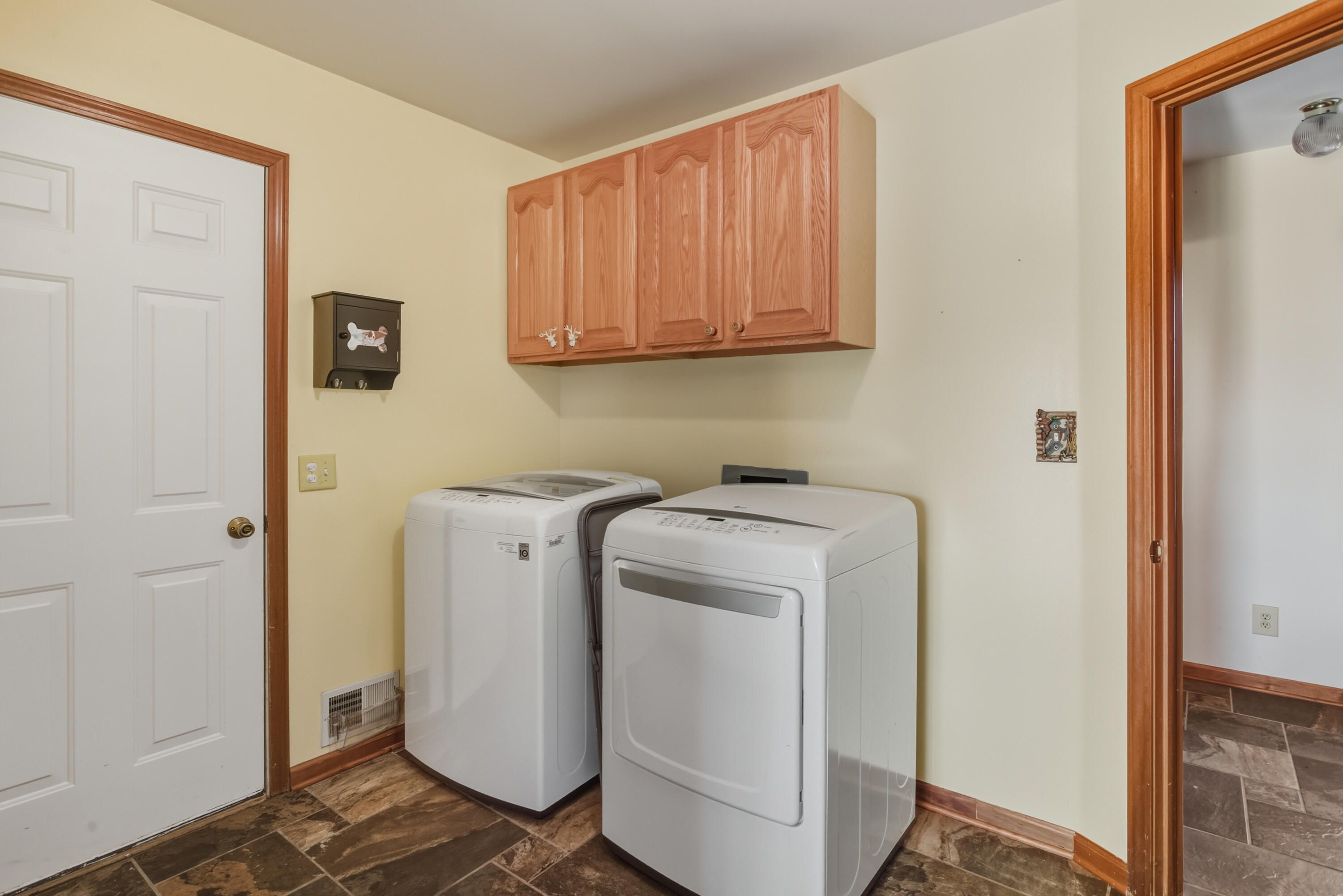 9227 Yager Road Property Photo 47