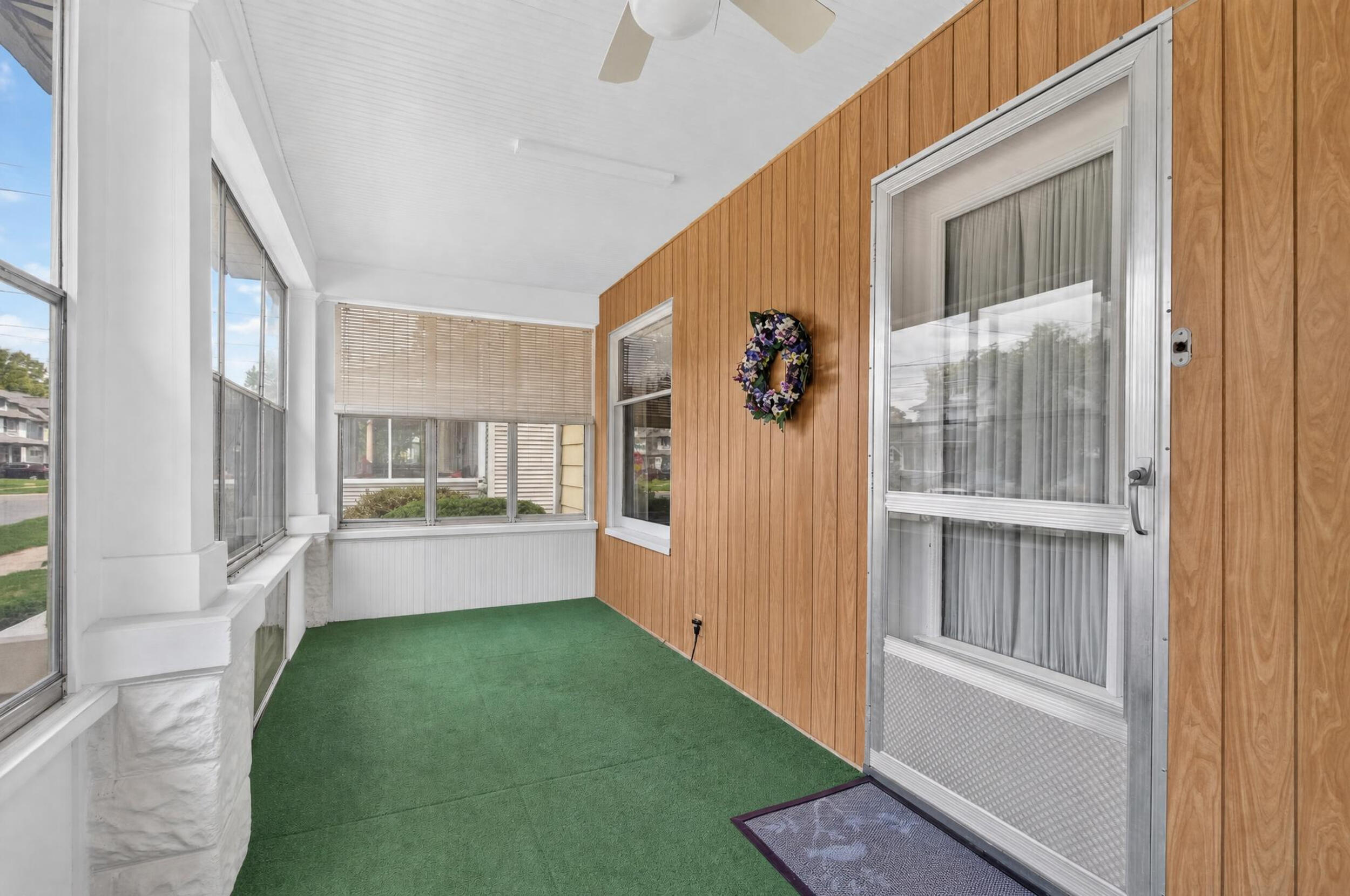 605 Harwood Street Property Photo 7