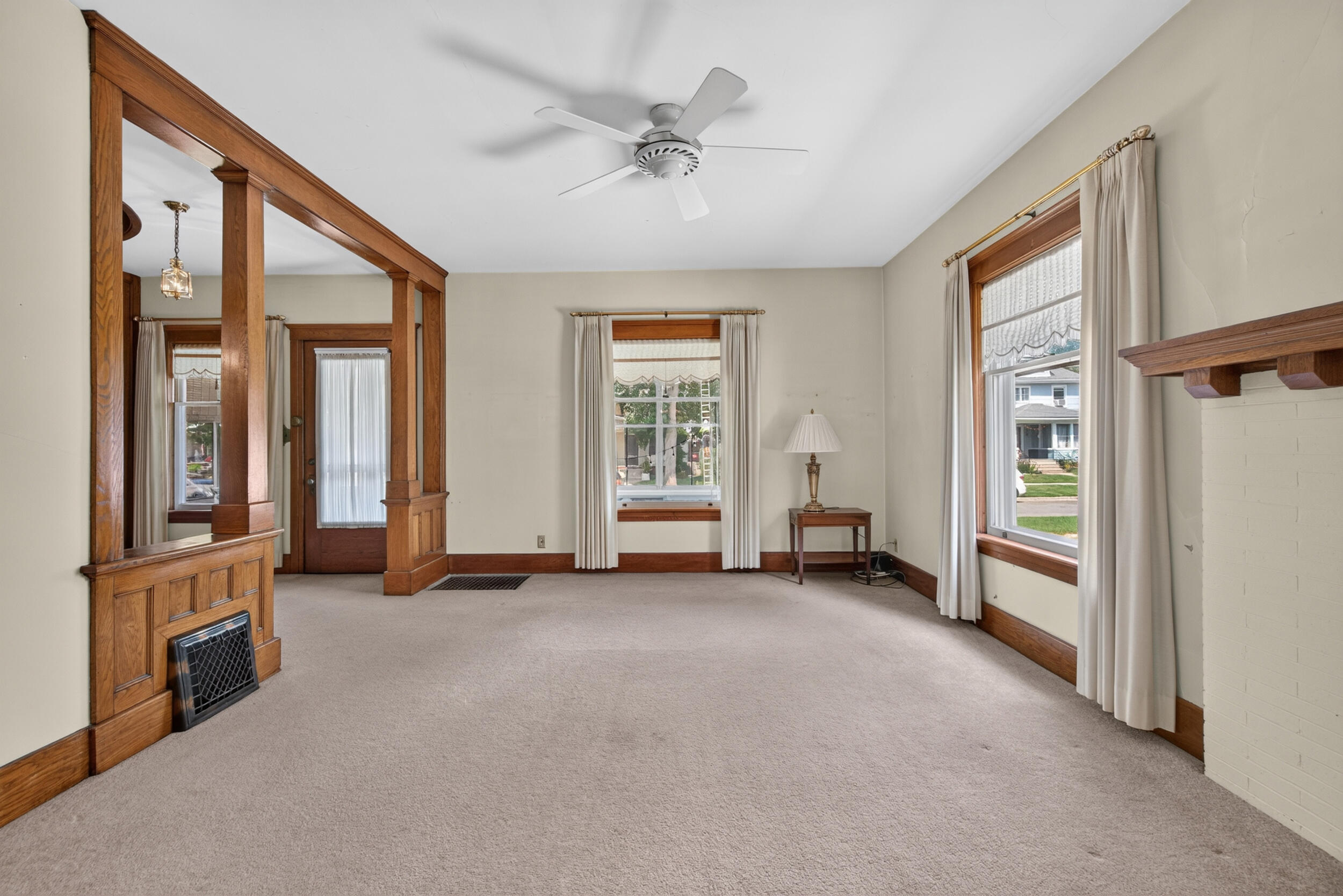 605 Harwood Street Property Photo 11