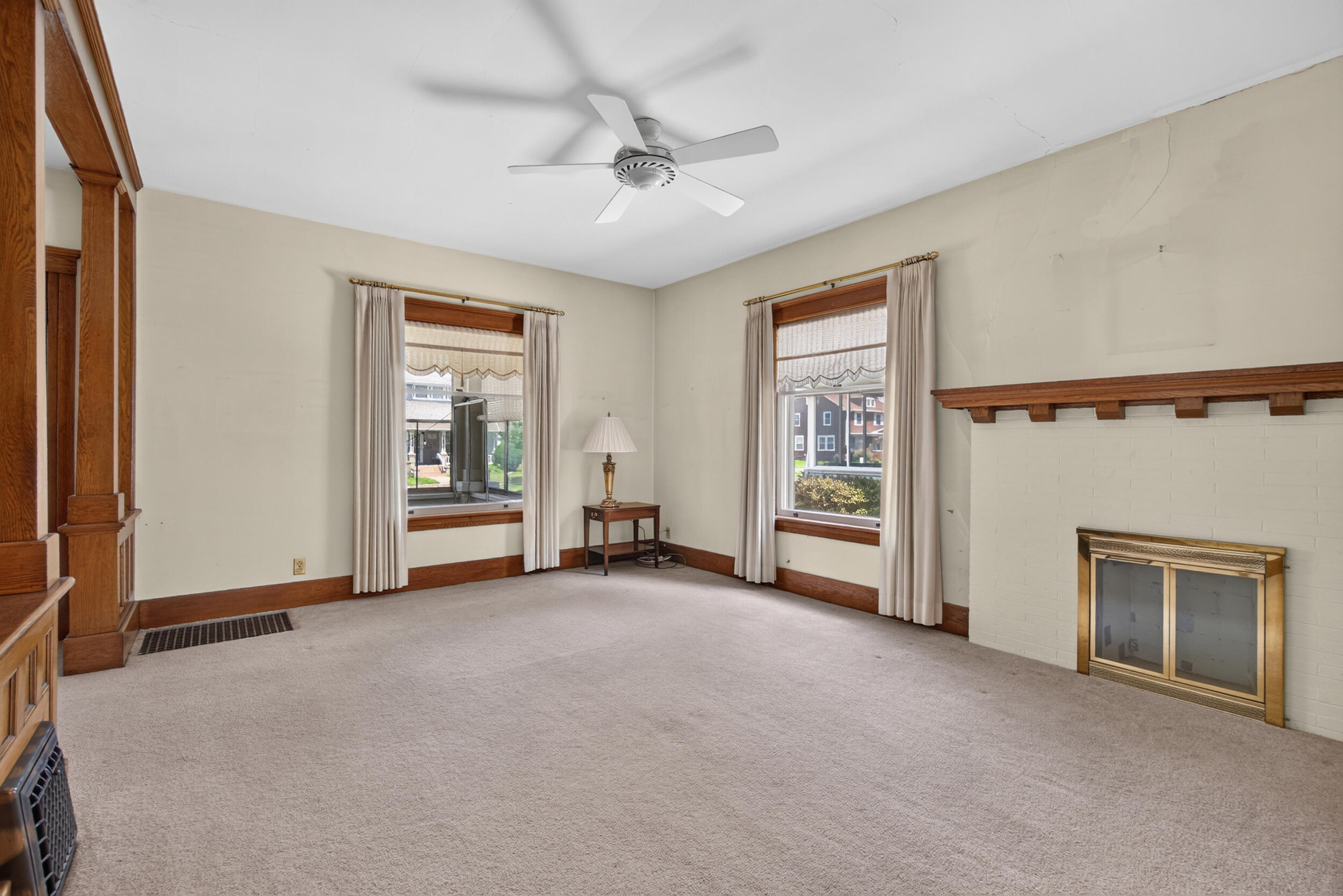 605 Harwood Street Property Photo 12