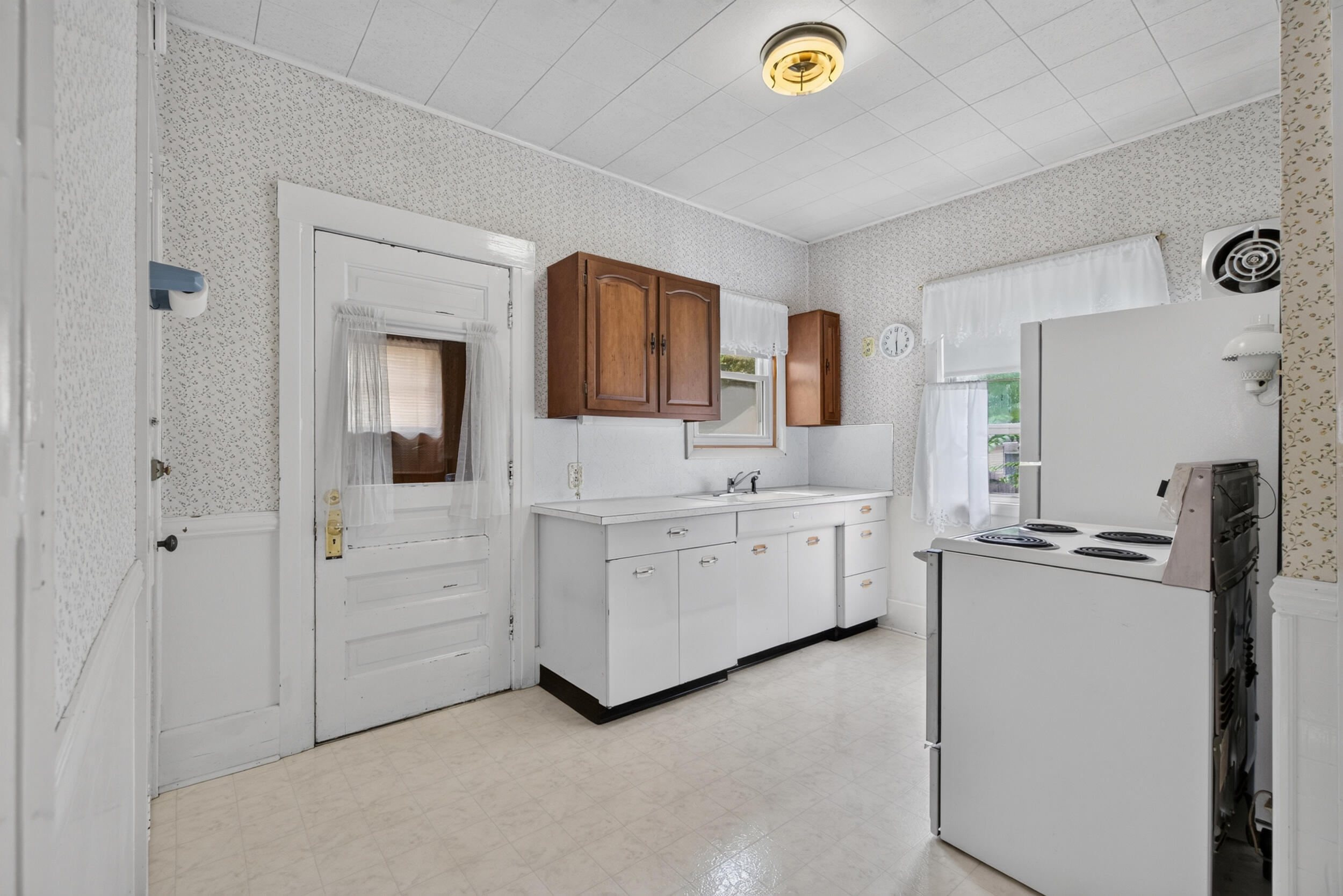 605 Harwood Street Property Photo 21