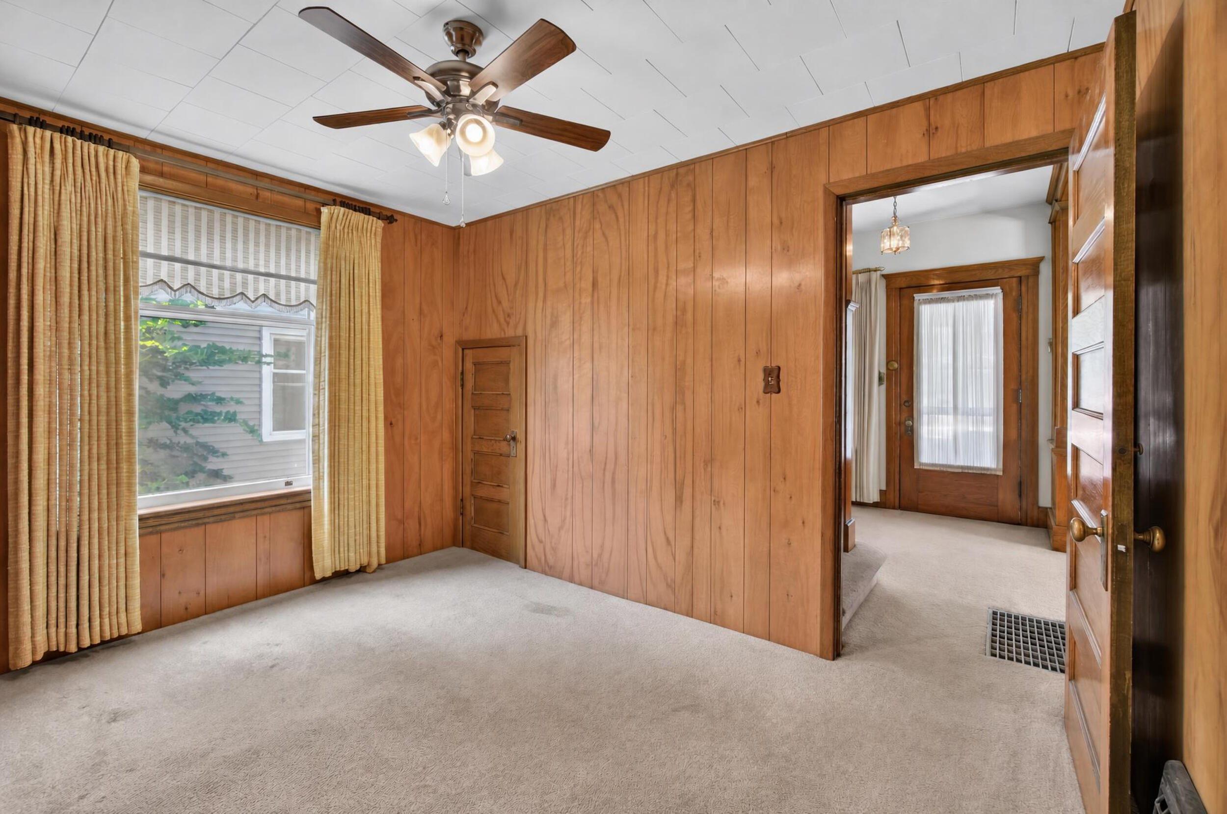 605 Harwood Street Property Photo 28