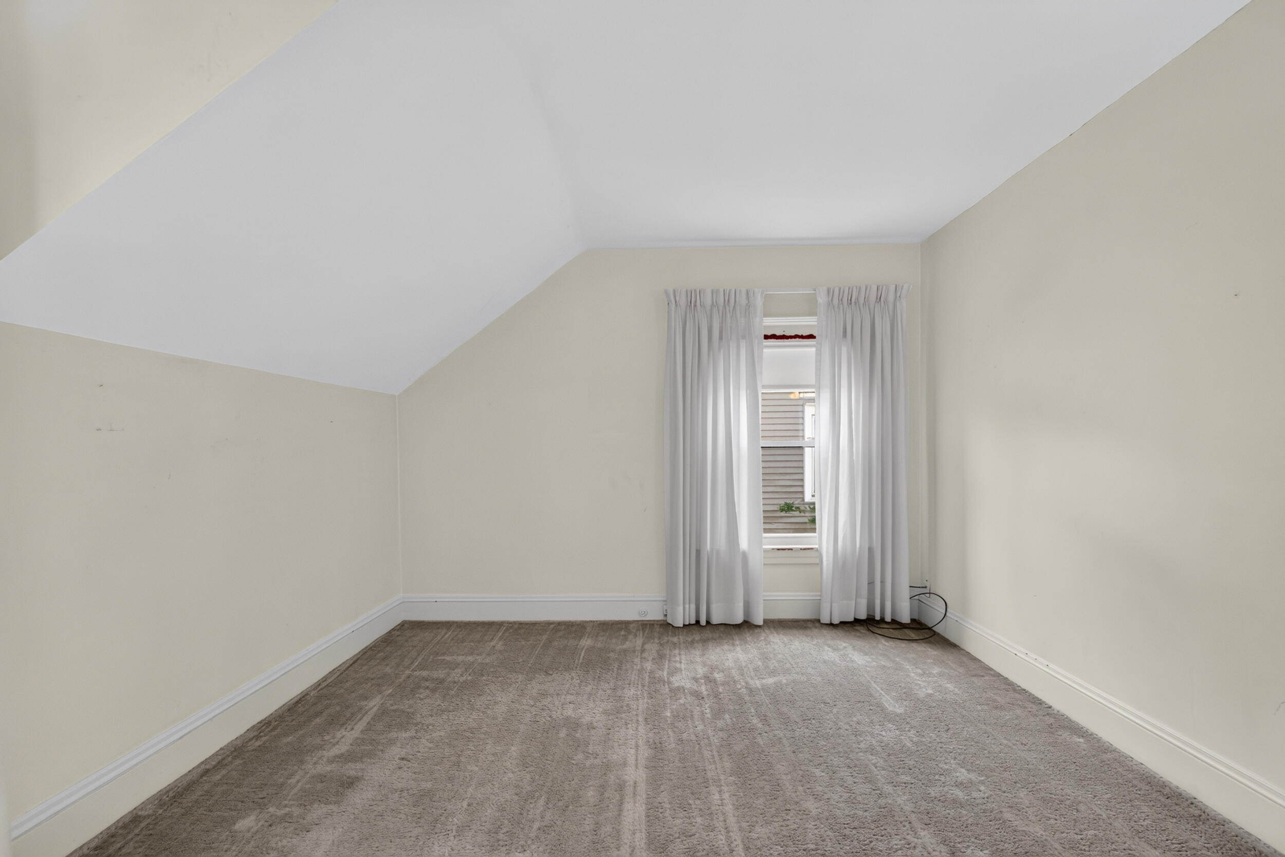 605 Harwood Street Property Photo 42