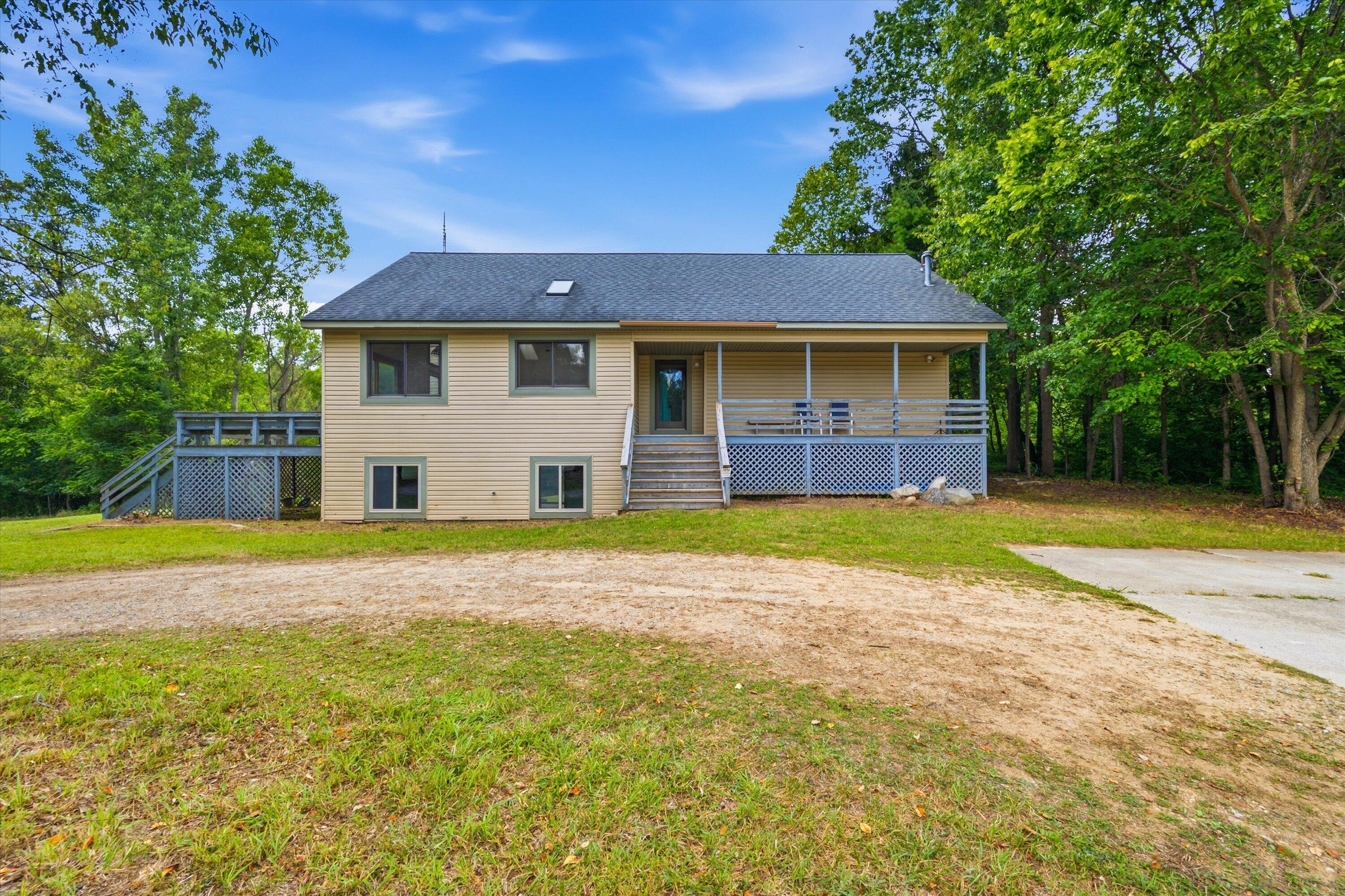 11144 Horton Road Property Photo 2