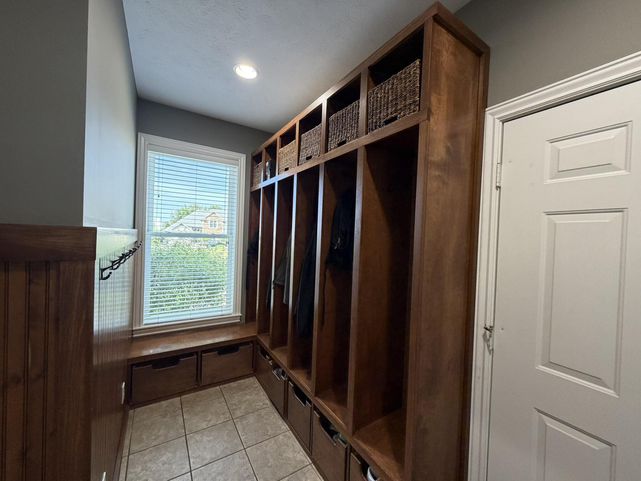 7809 Golf Meadows Drive Se Property Photo 4