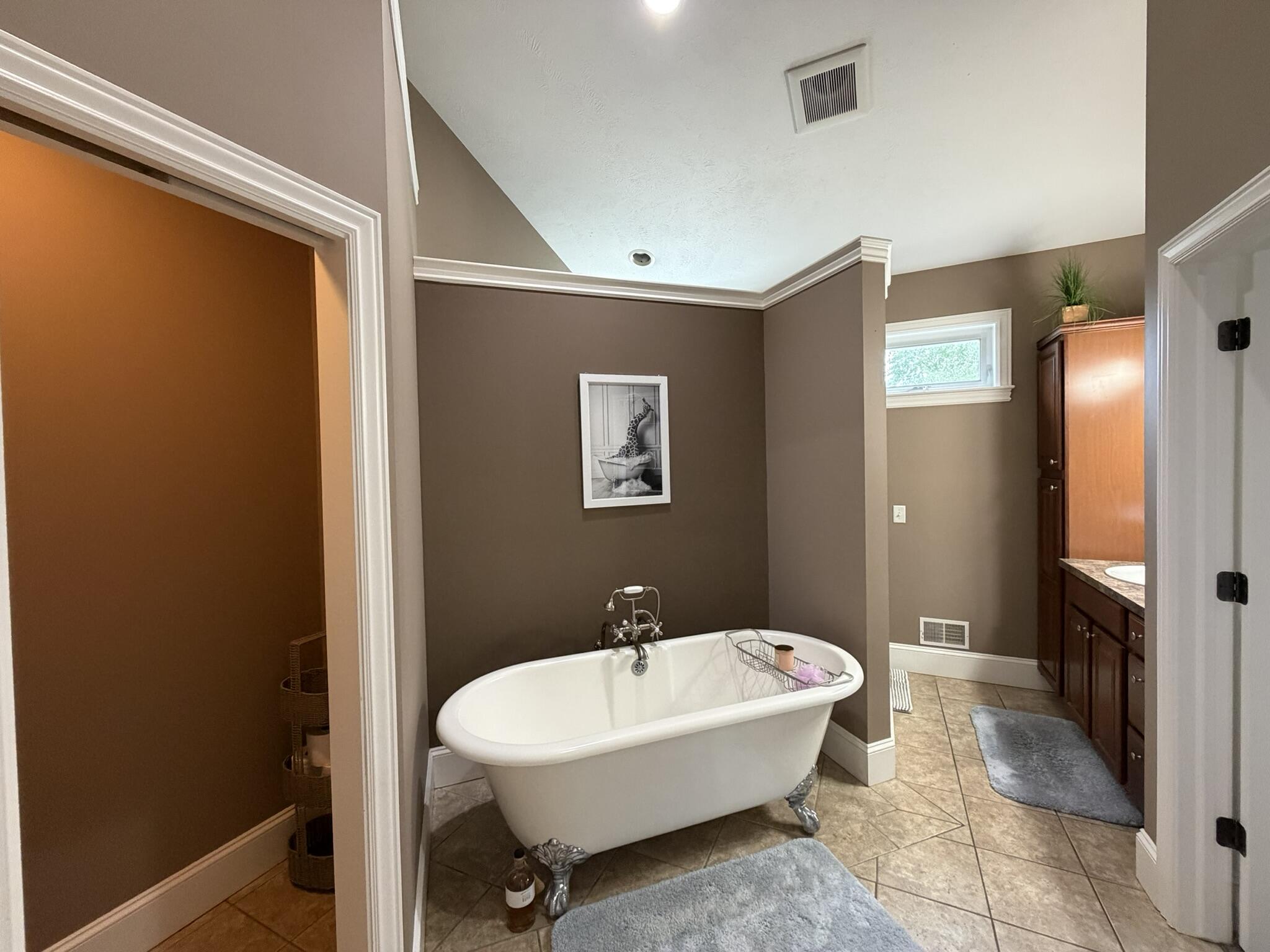 7809 Golf Meadows Drive Se Property Photo 25