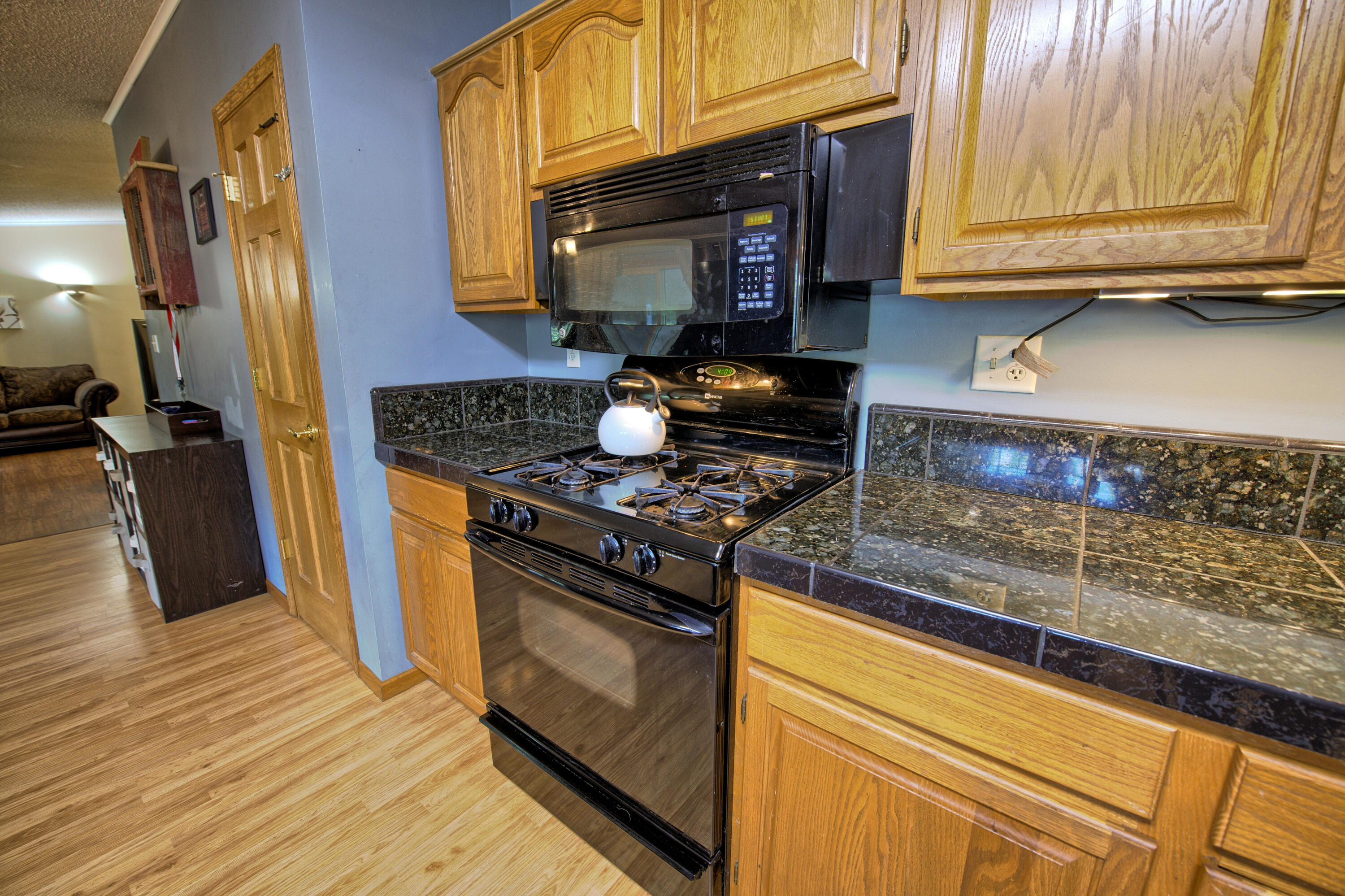 4065 S Lyons Road Property Photo 9