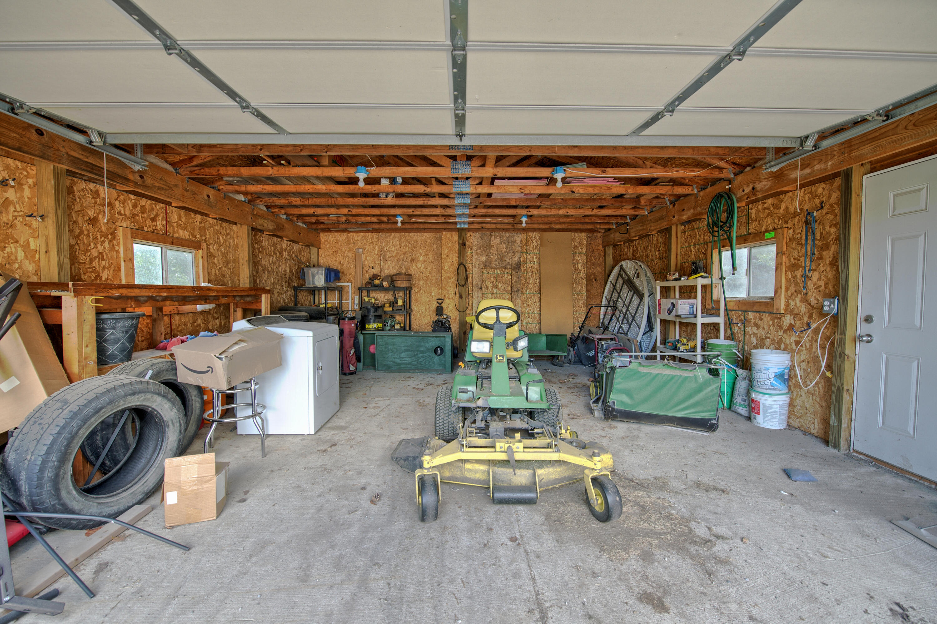 4065 S Lyons Road Property Photo 36