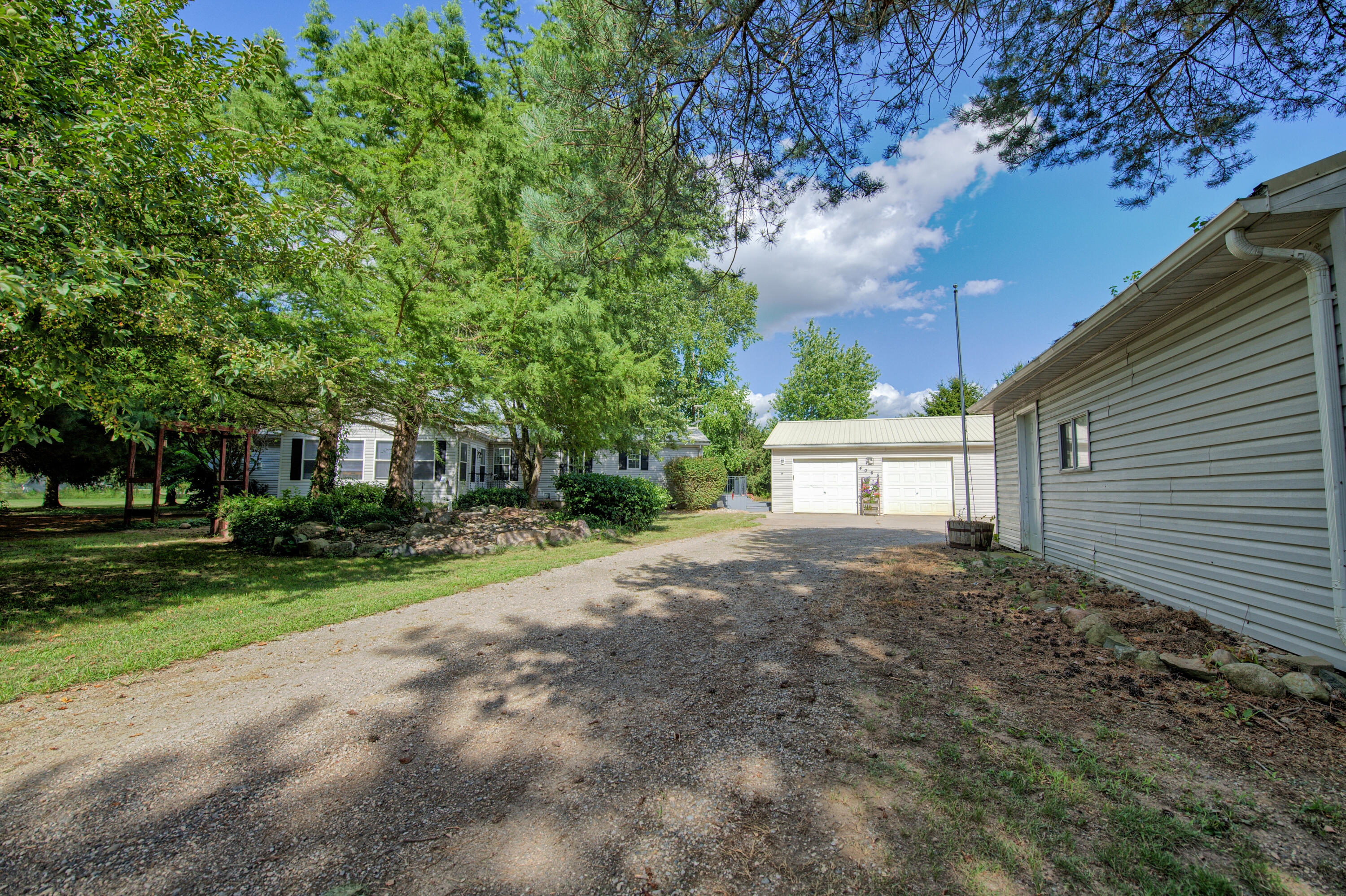 4065 S Lyons Road Property Photo 46