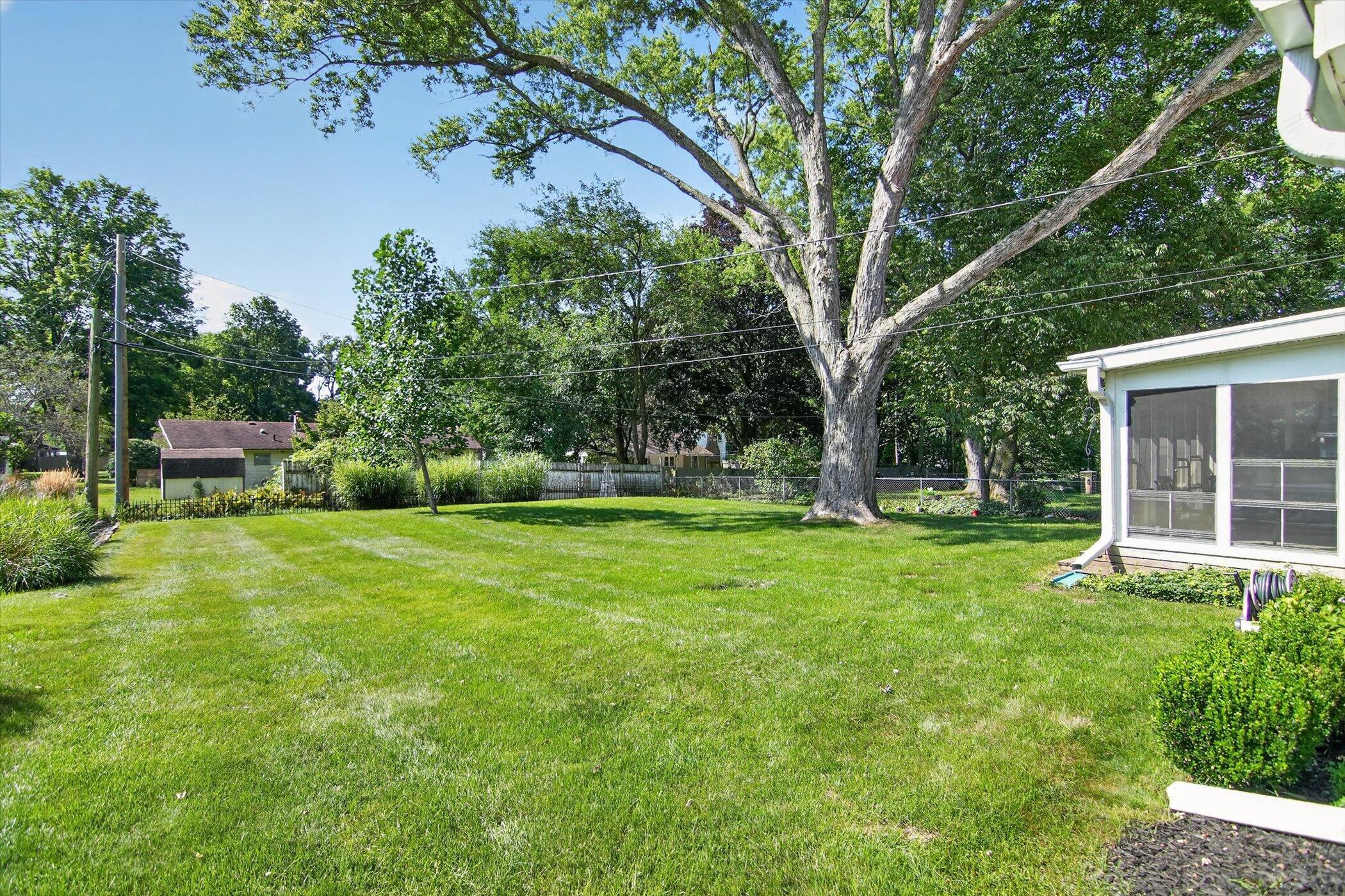 505 North Drive W Property Photo 12