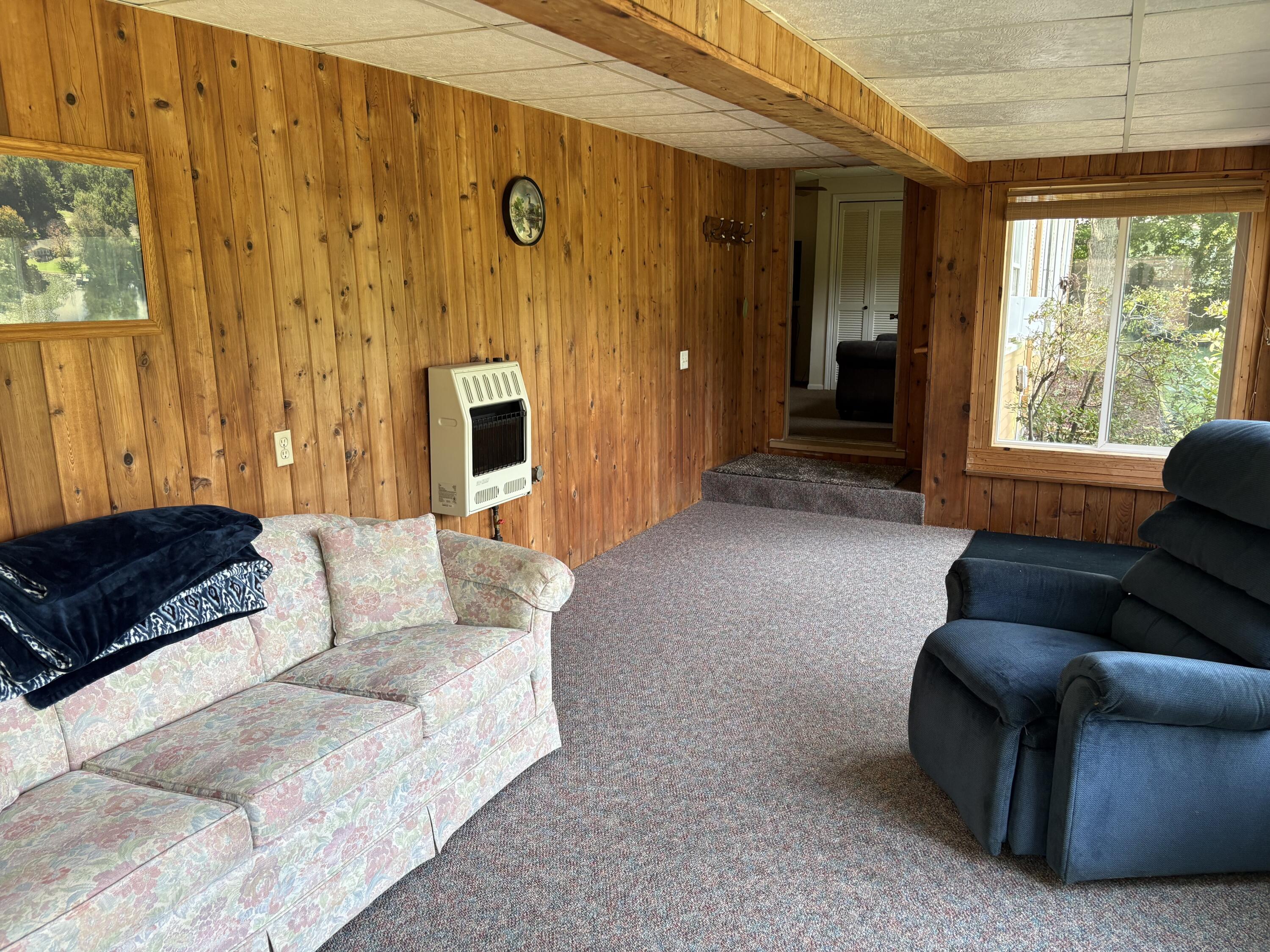 378 E Minkler Road Property Photo 16