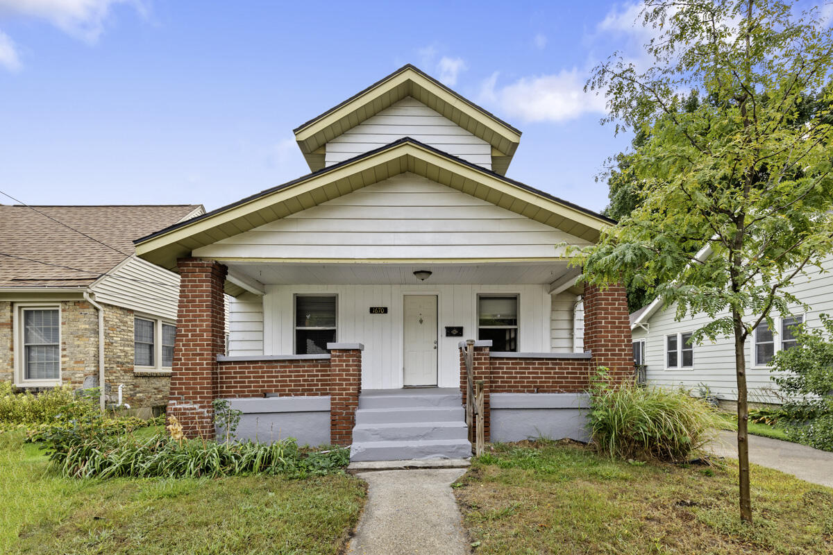 1670 Cleveland Avenue Sw Property Photo 1