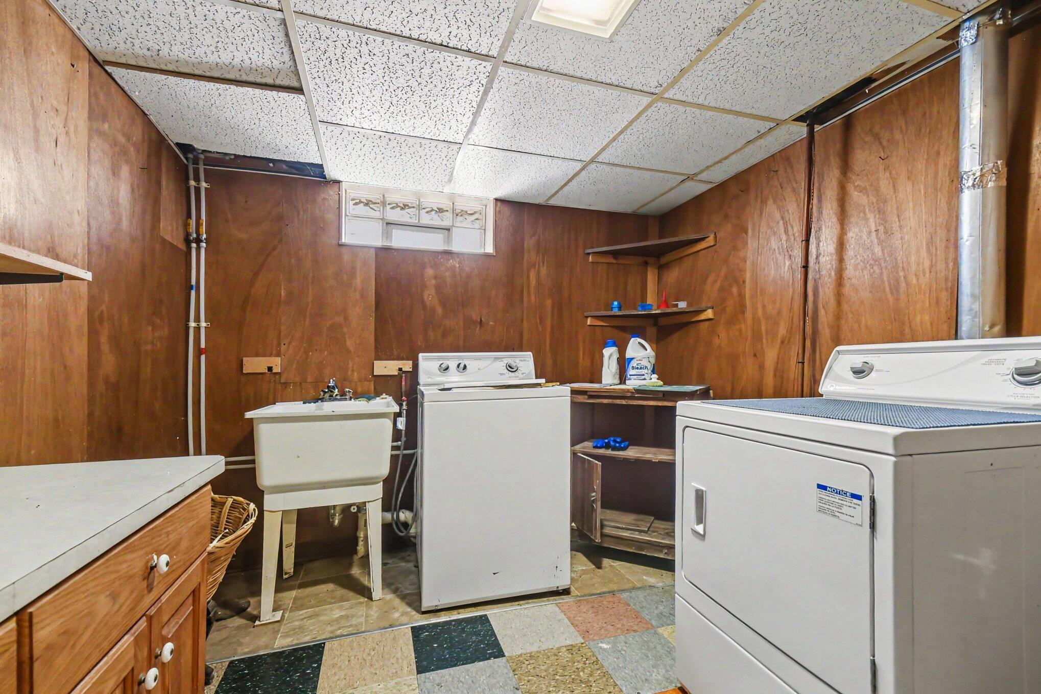 246 Lemyra Street Se Property Photo 22