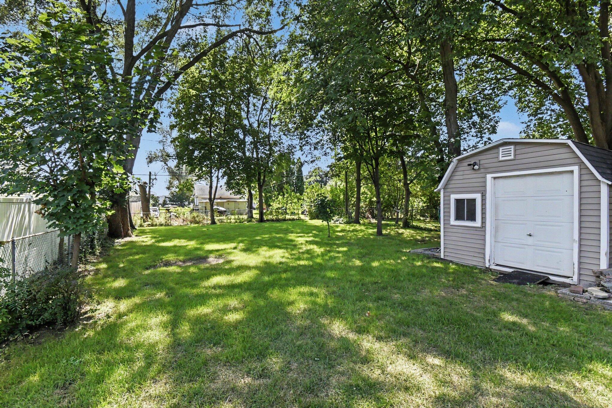 246 Lemyra Street Se Property Photo 25