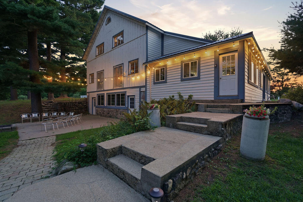 7095 Orchard Lake Drive Property Photo 41