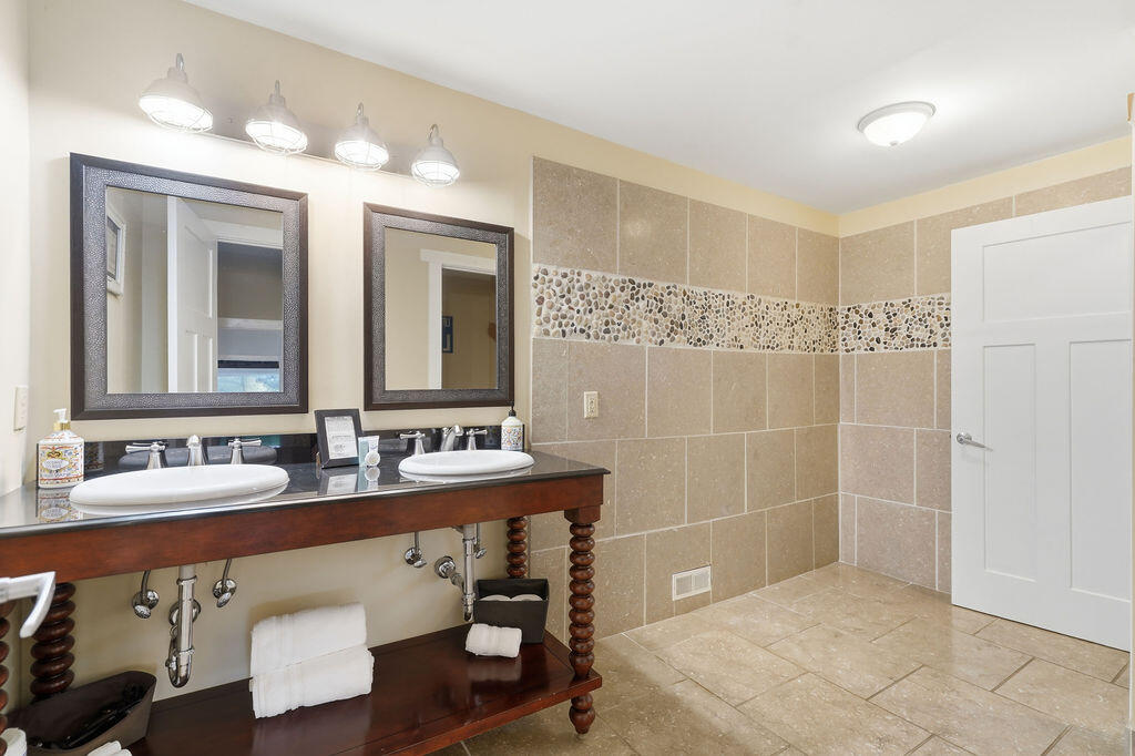 7095 Orchard Lake Drive Property Photo 65