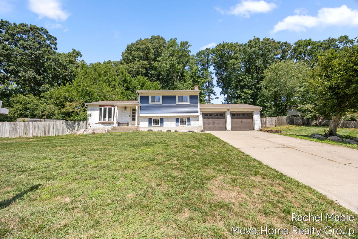 4774 Brookgate Drive Nw Property Photo 3
