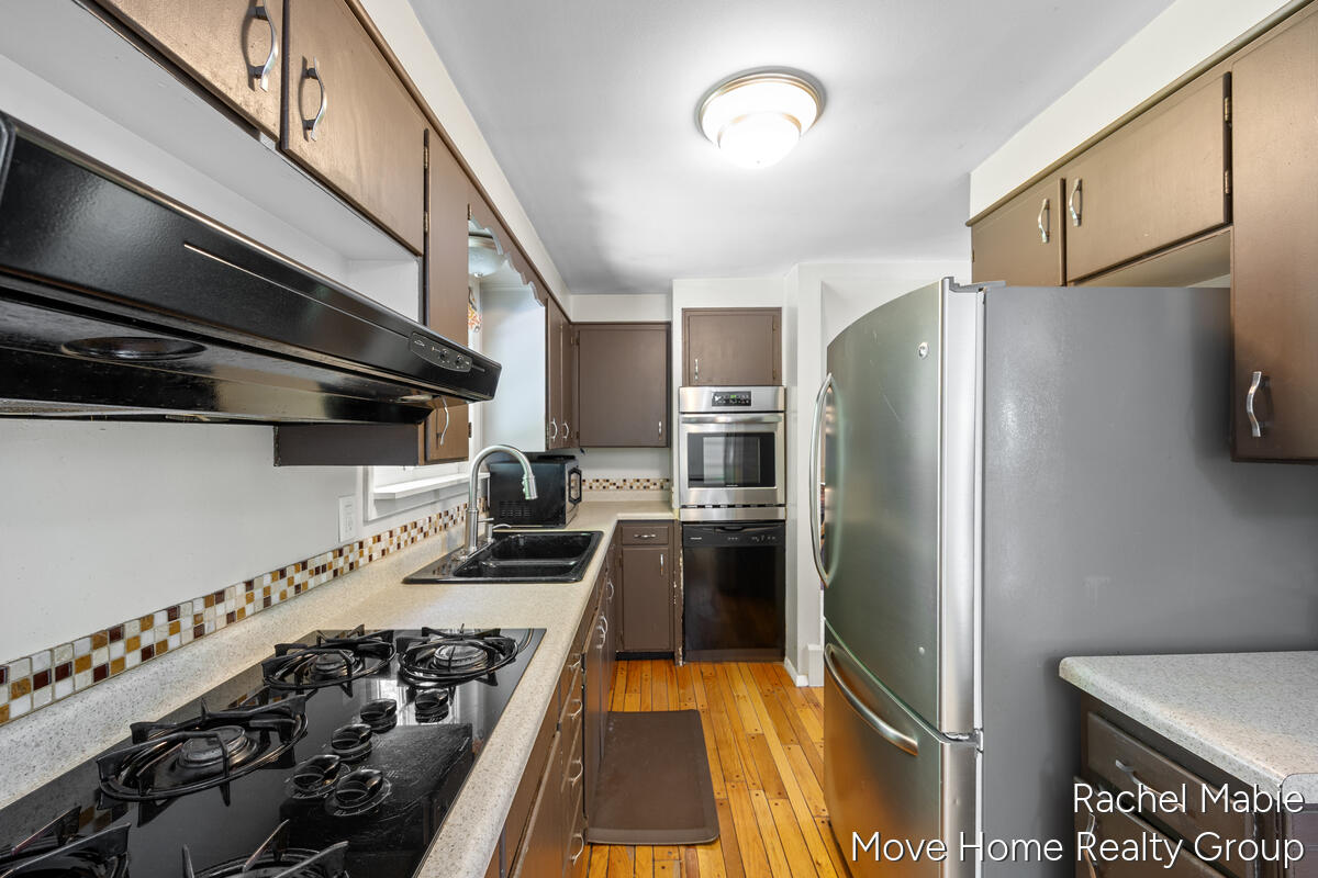 4774 Brookgate Drive Nw Property Photo 13
