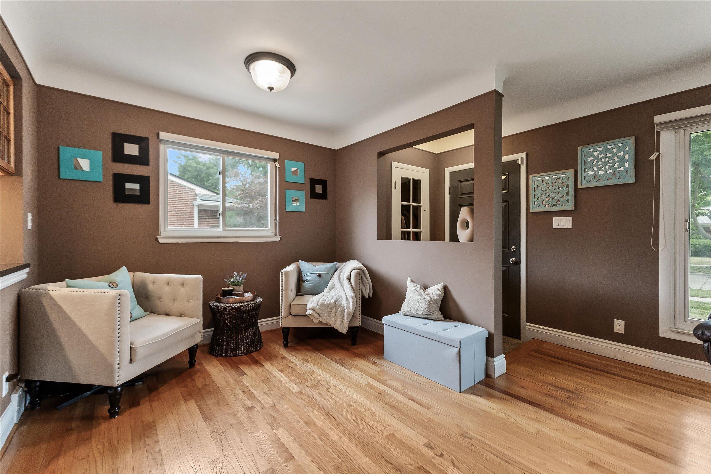 16943 Elizabeth Street Property Photo 4