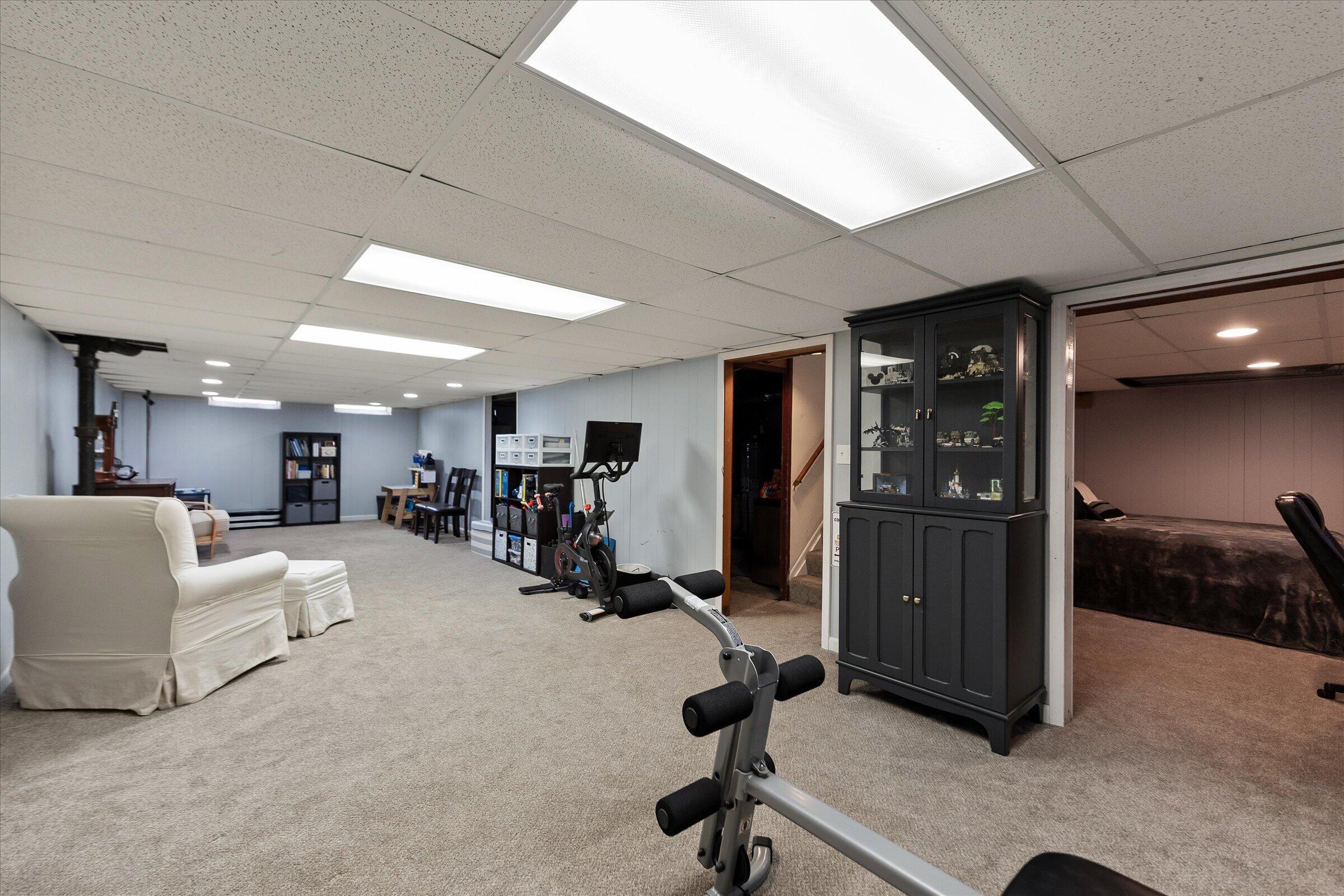 16943 Elizabeth Street Property Photo 27