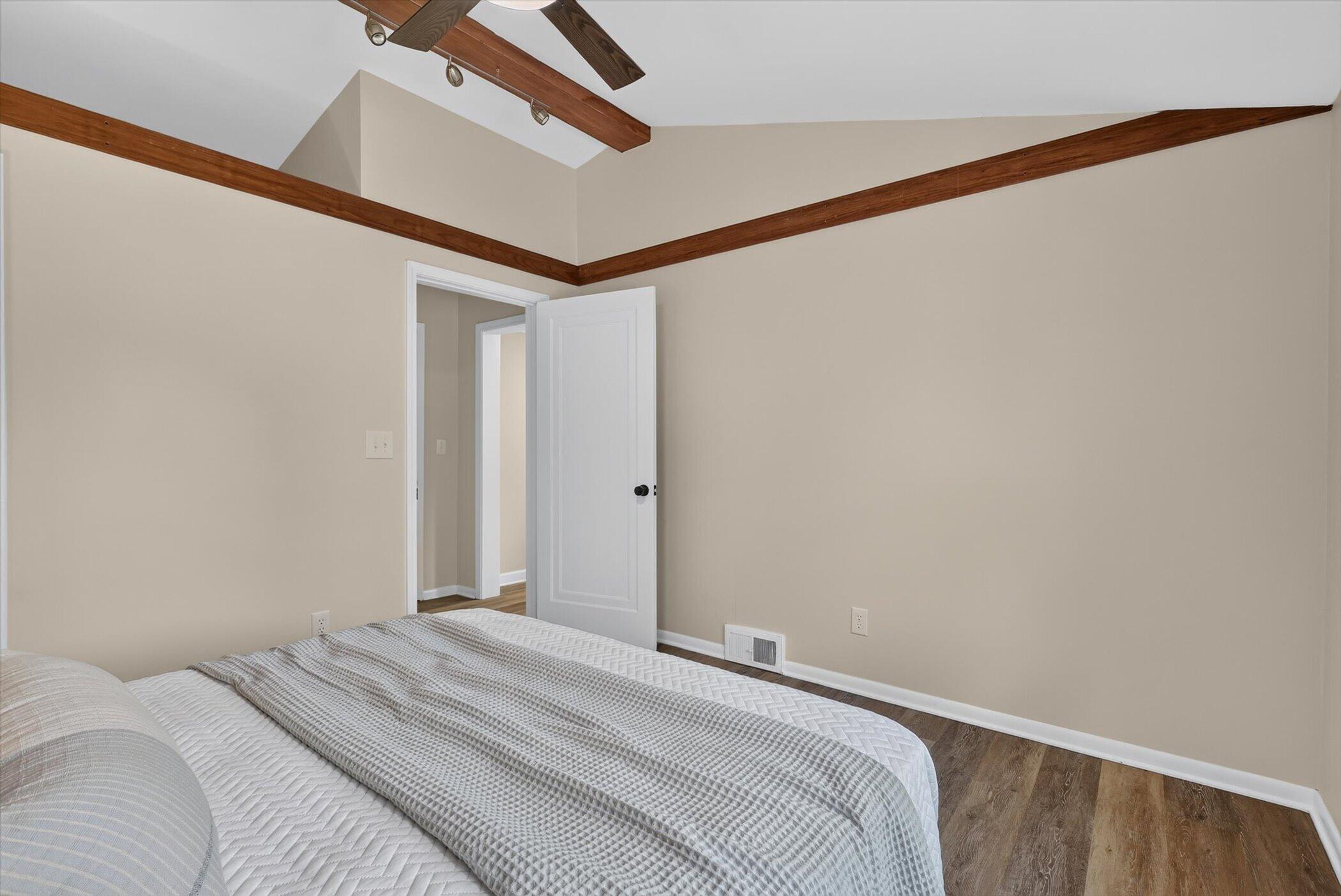 539 Coolidge Avenue Property Photo 24