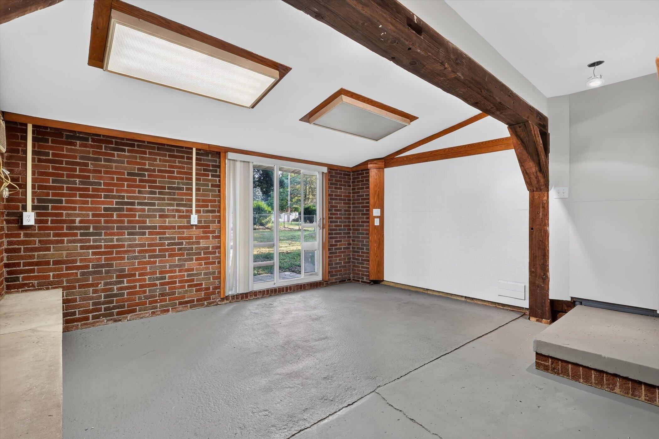 539 Coolidge Avenue Property Photo 33