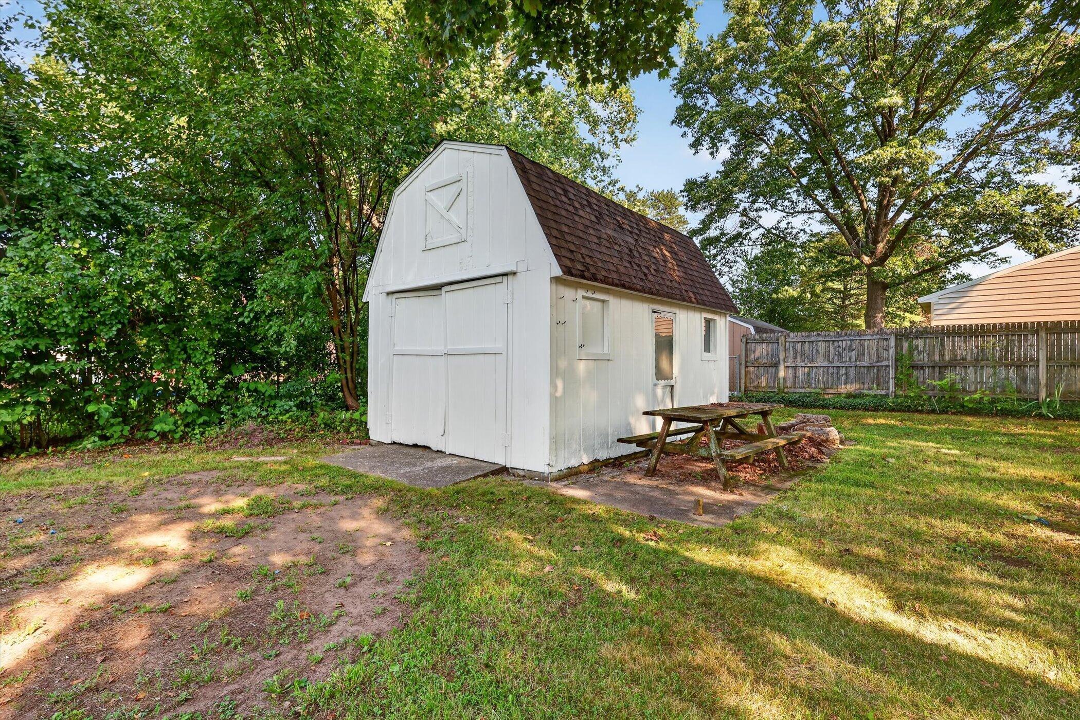 539 Coolidge Avenue Property Photo 43