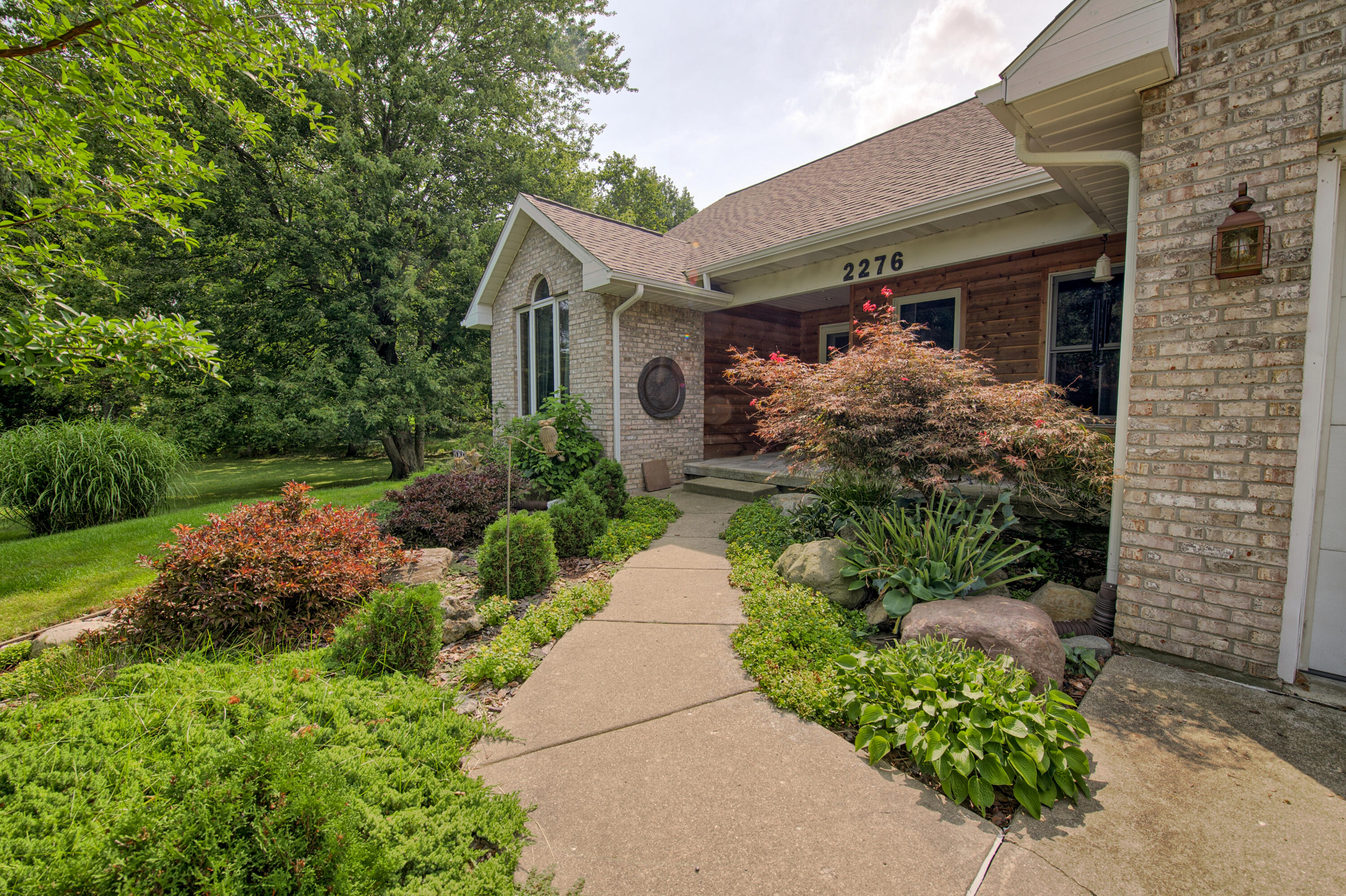 2276 White Pine Drive Property Photo 1