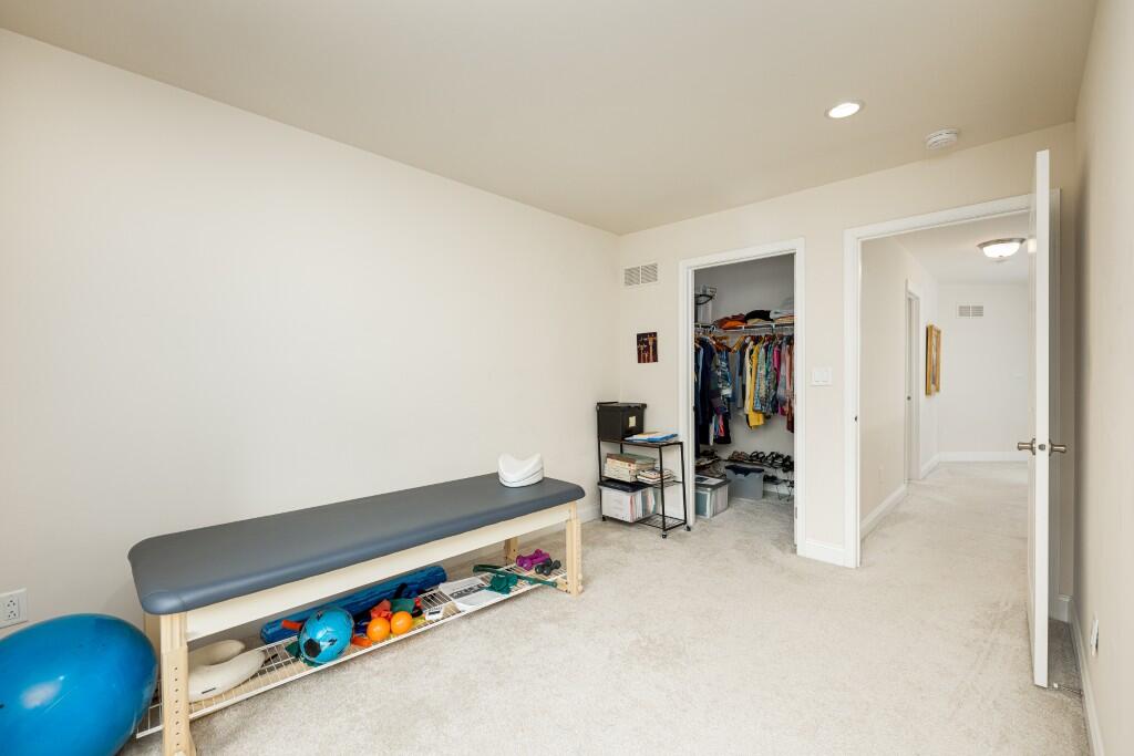 3031 N Spurway Drive Property Photo 32