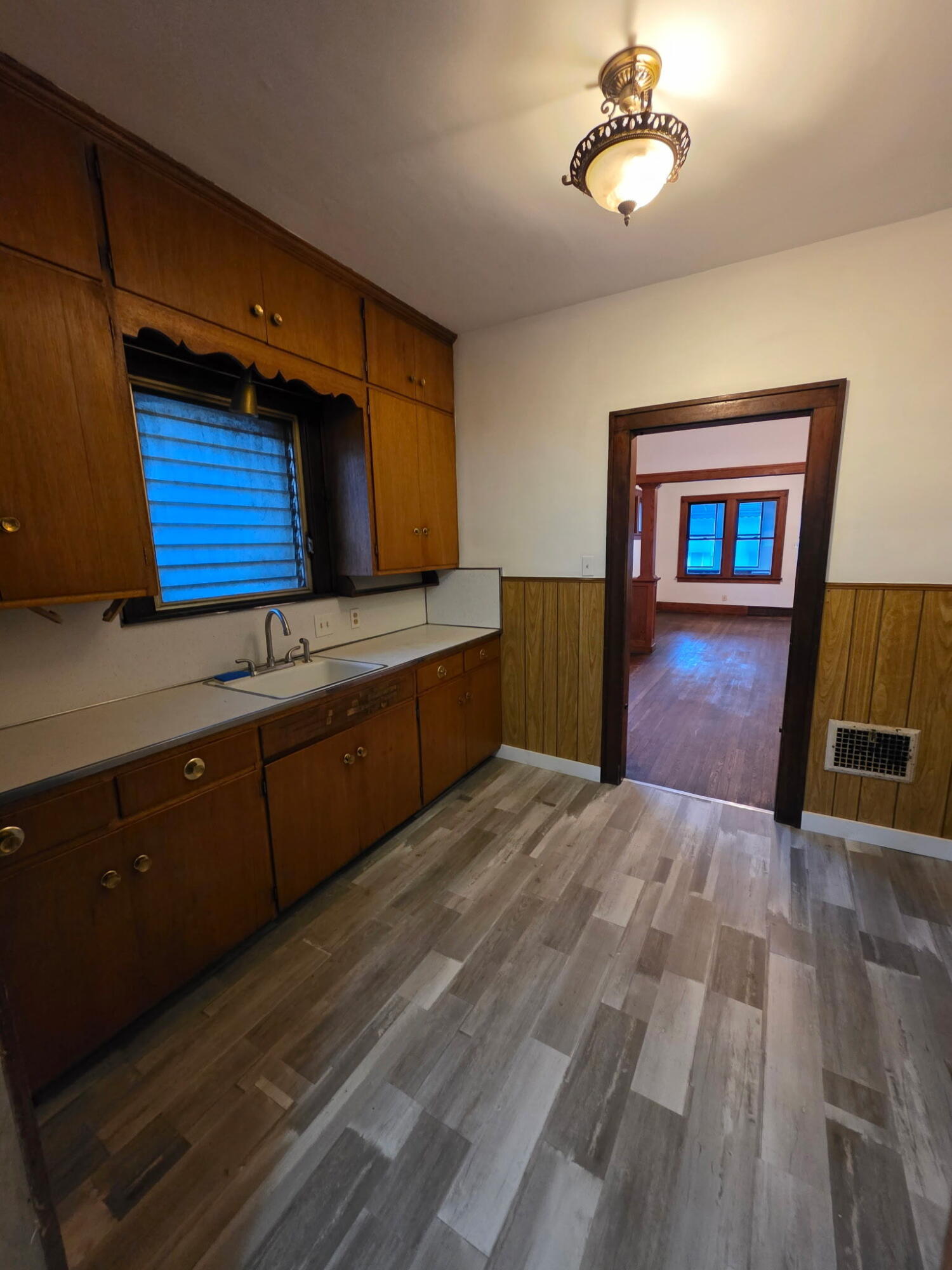 314 Burke Street Property Photo 19