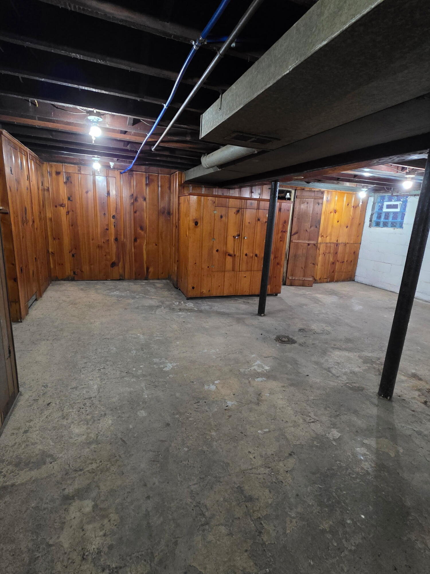 314 Burke Street Property Photo 22