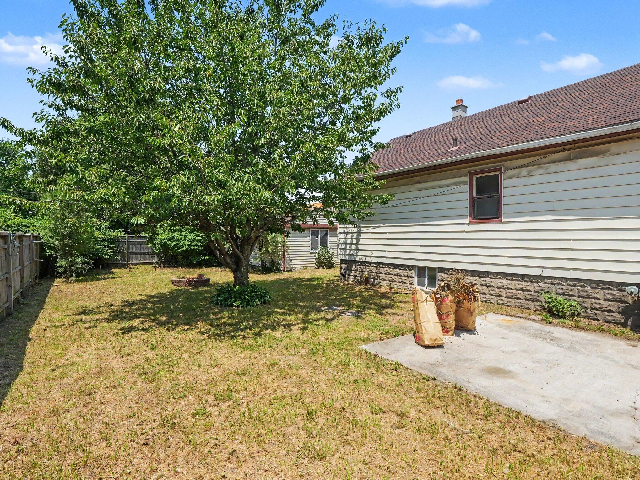 314 Burke Street Property Photo 37