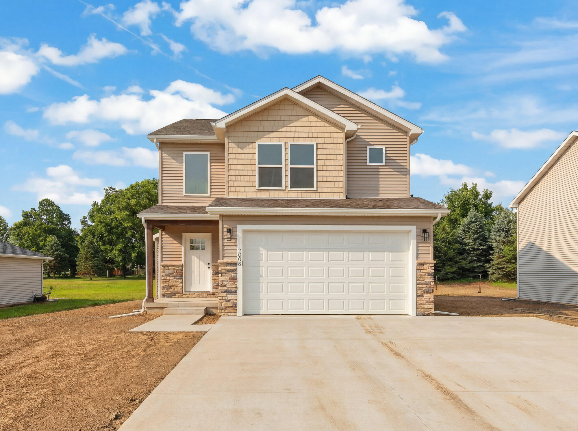 2024 Green Acres Drive Property Photo 1