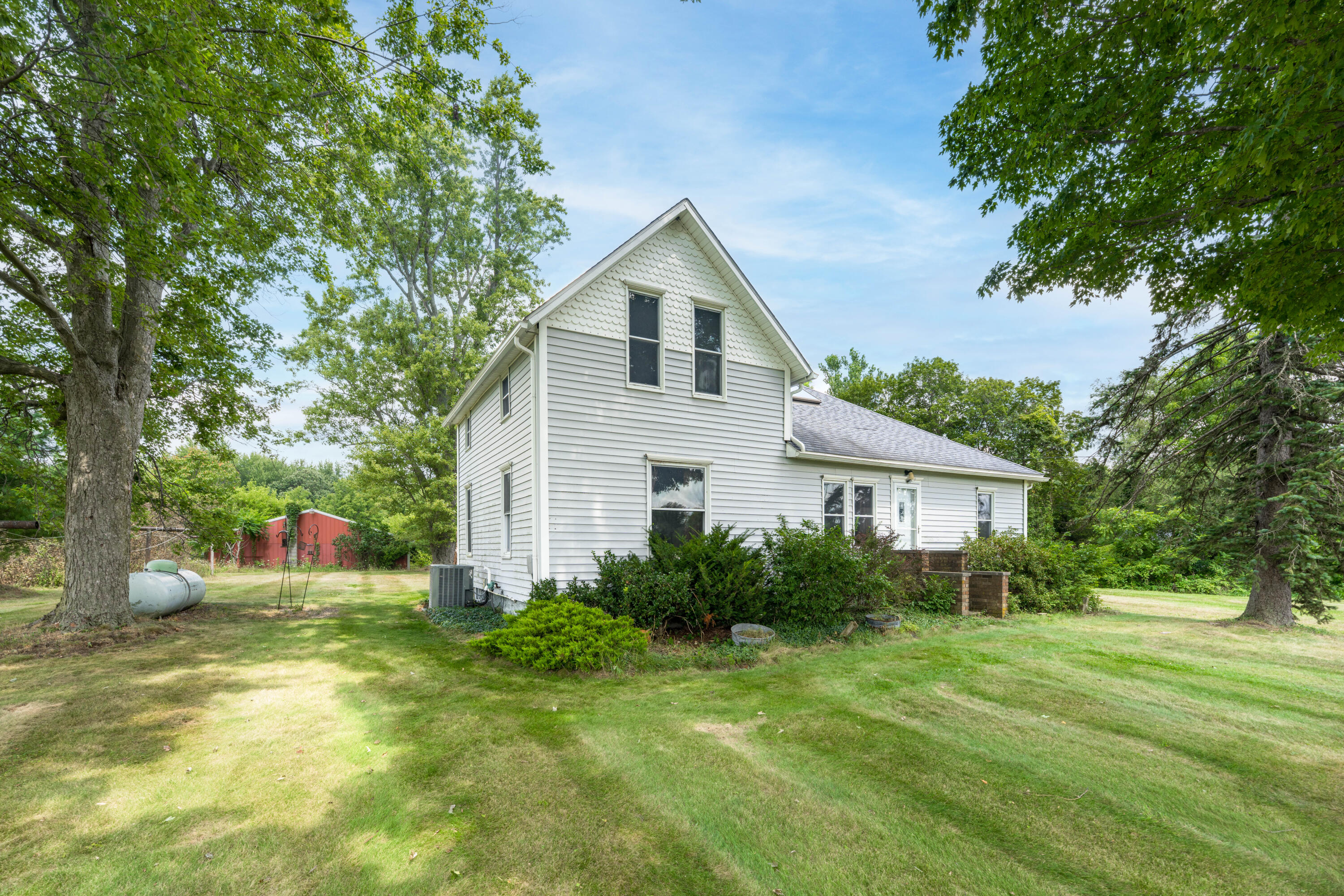 714 Kosmerick Road Property Photo 2