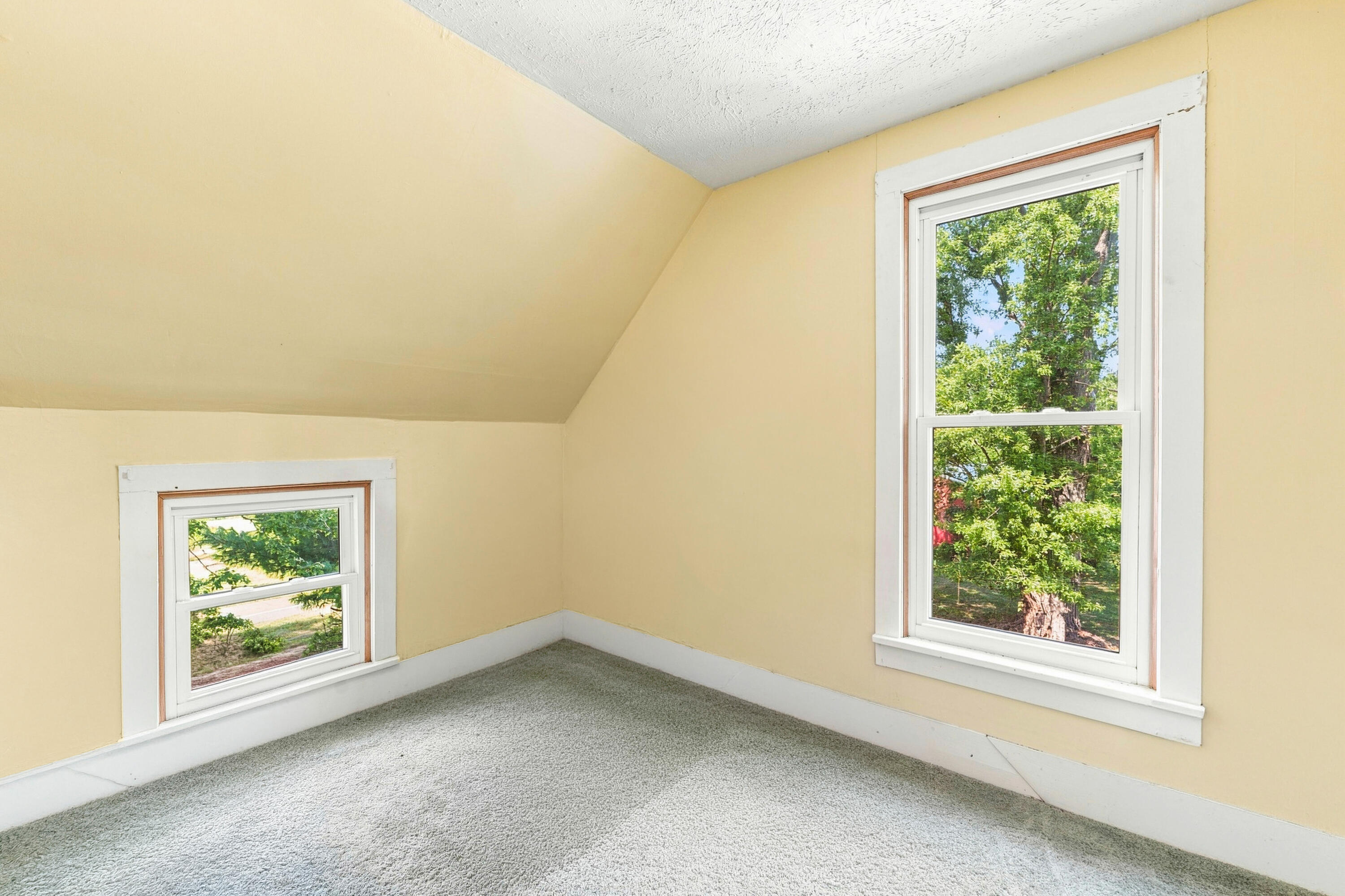 714 Kosmerick Road Property Photo 21