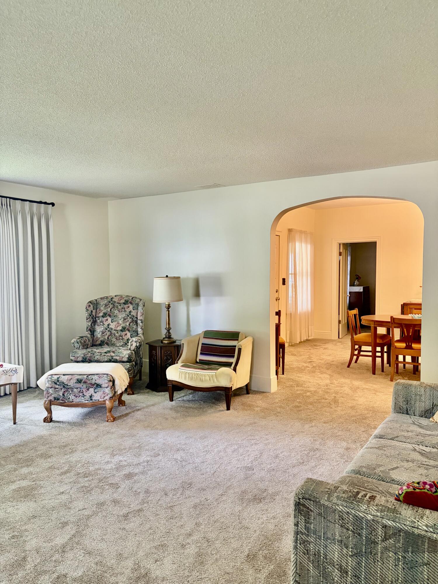 204 Litchfield Street Property Photo 12