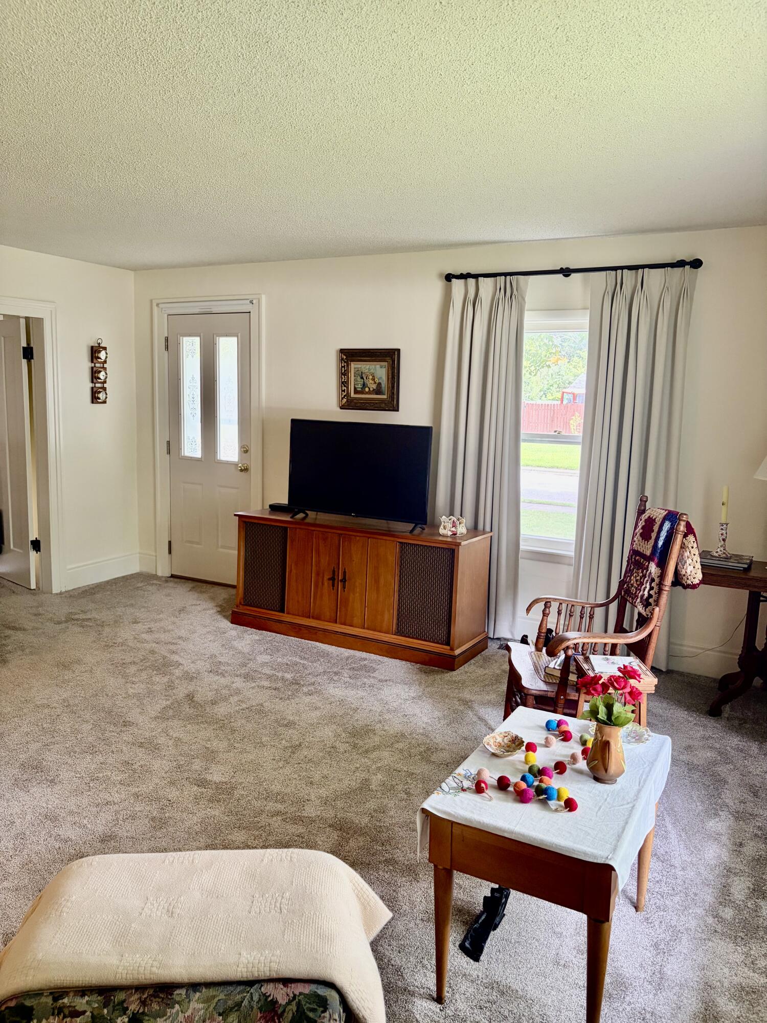 204 Litchfield Street Property Photo 14