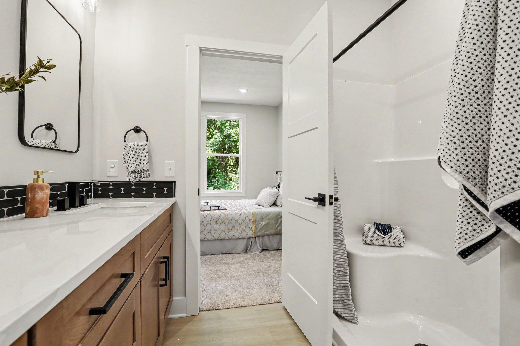 839 Morgan Drive Property Photo 16