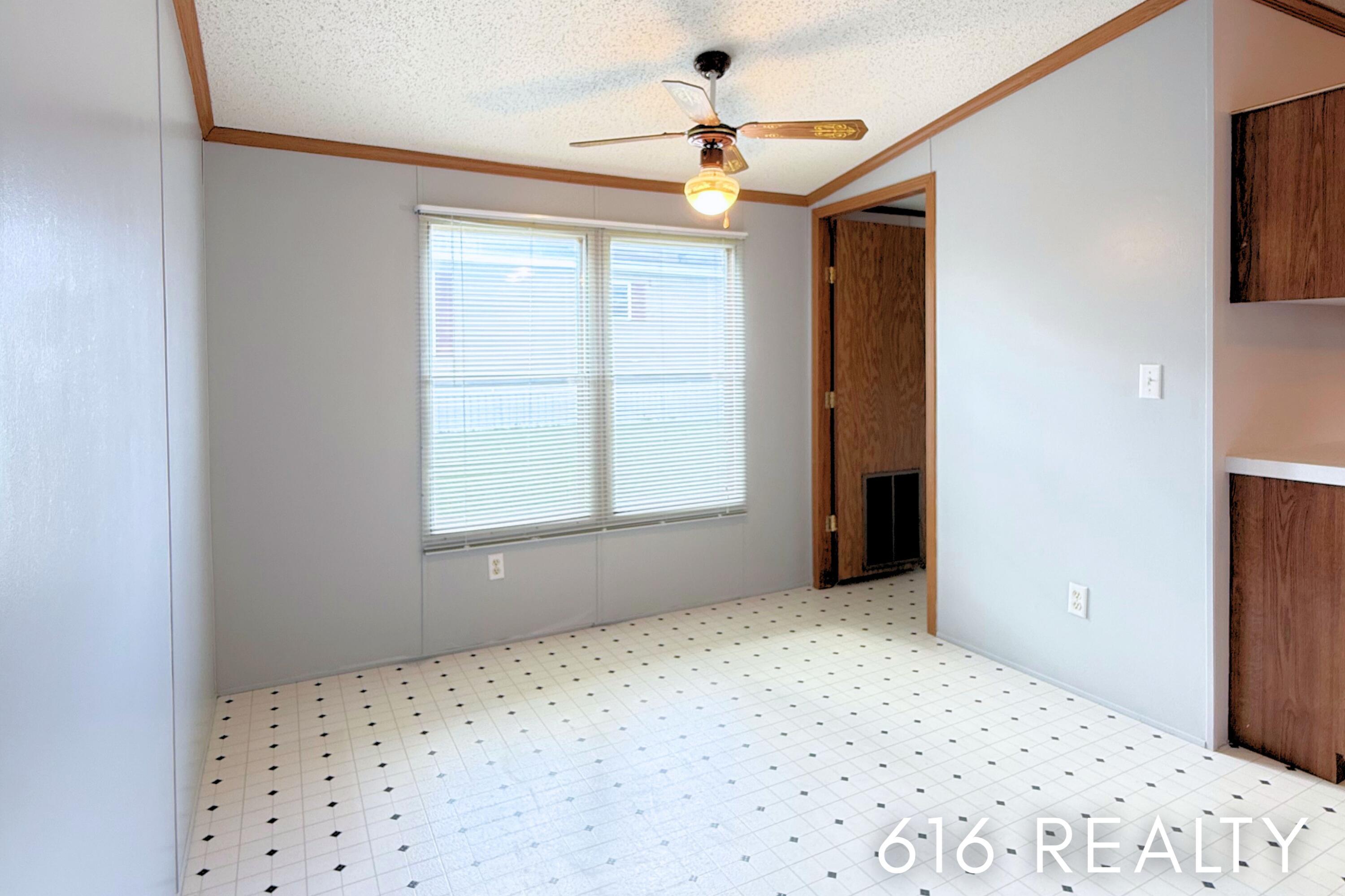 1382 Beaver Dam Drive Ne Property Photo 9