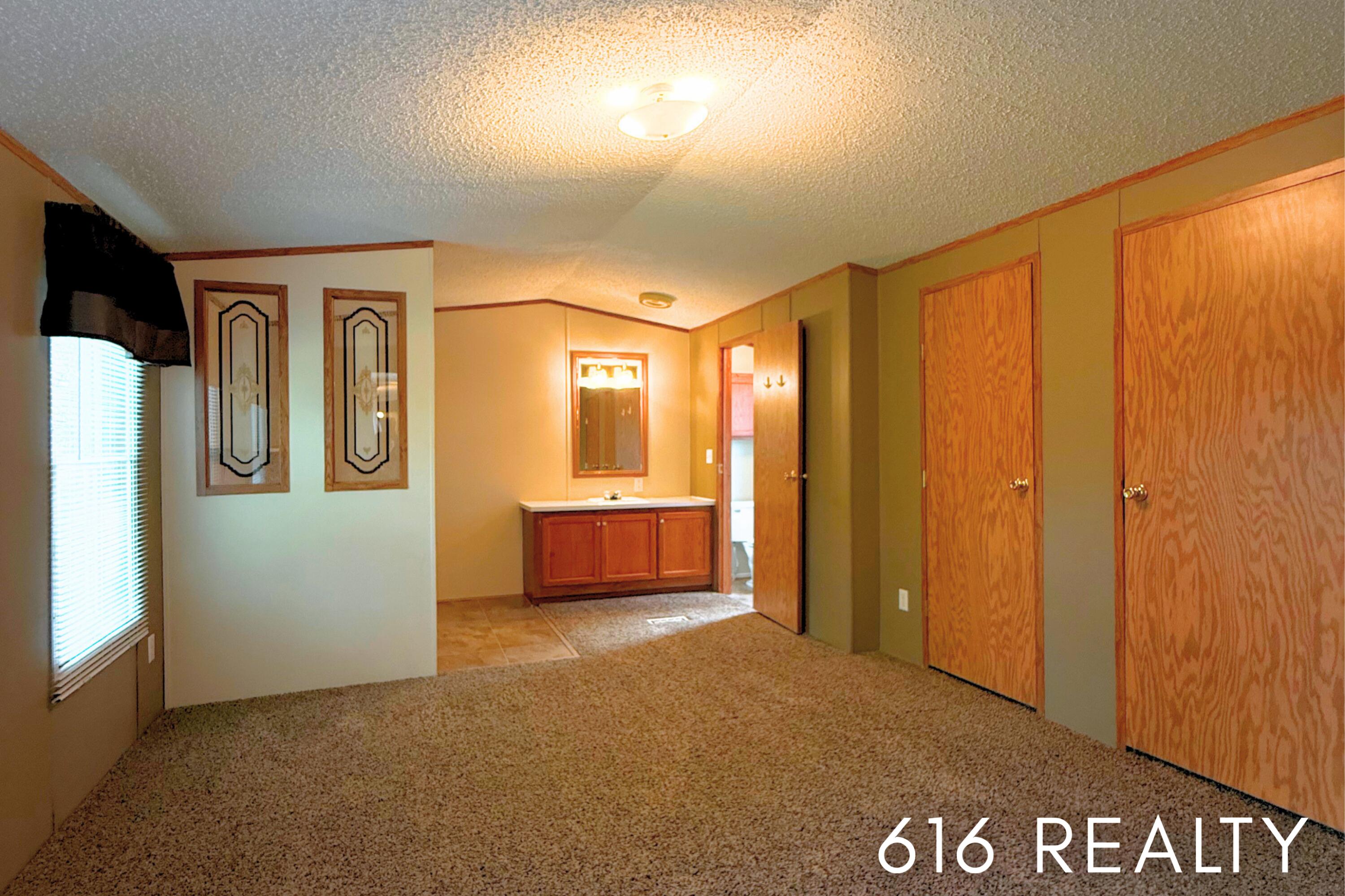 1382 Beaver Dam Drive Ne Property Photo 12