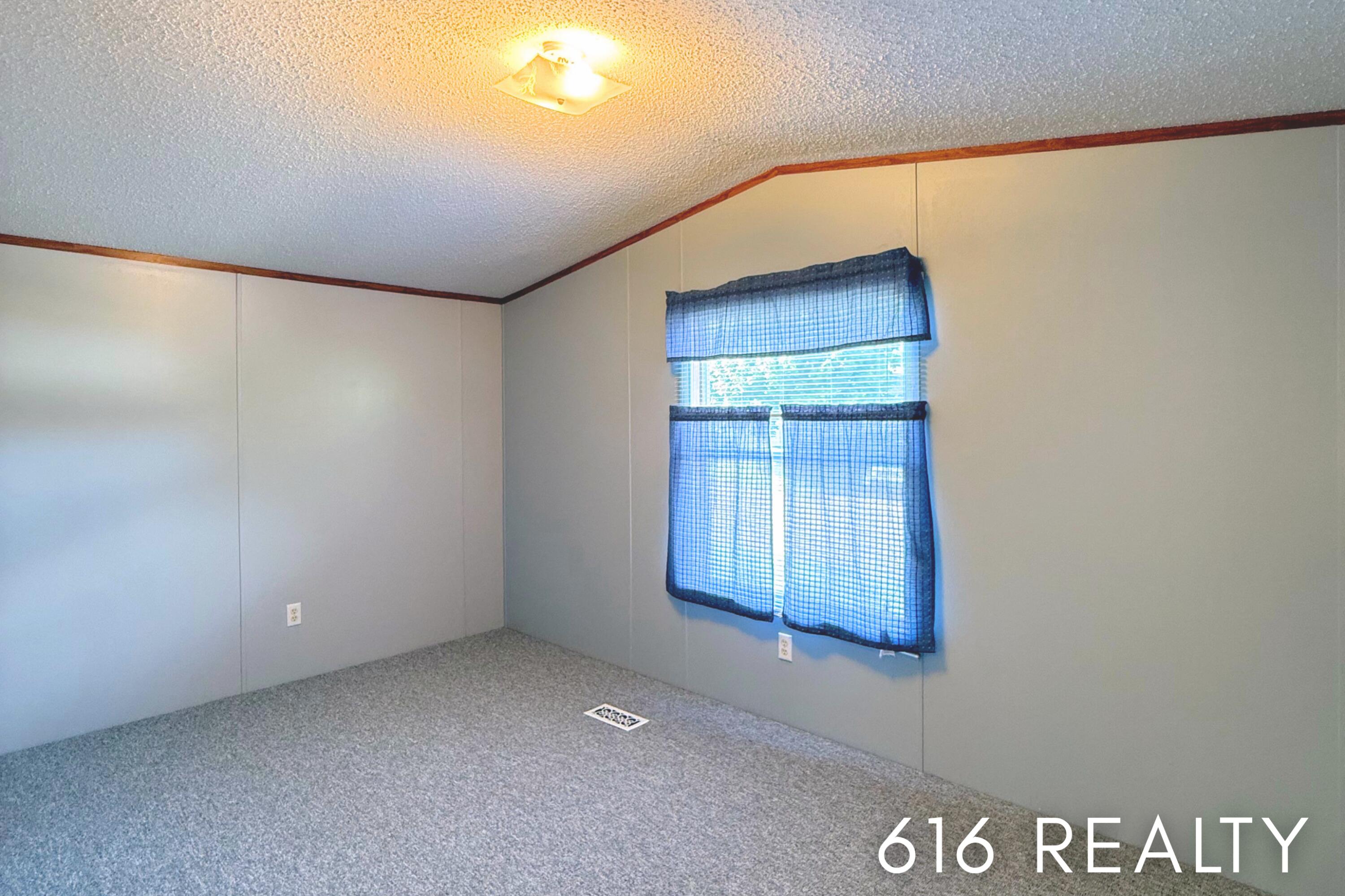 1382 Beaver Dam Drive Ne Property Photo 16