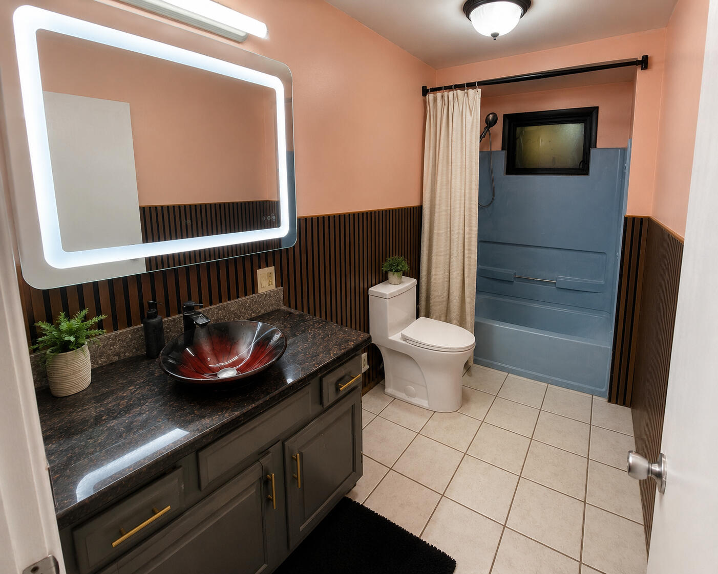 1055 Spruce Street Property Photo 14