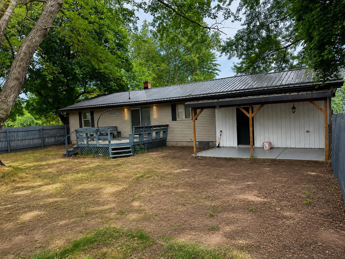 1055 Spruce Street Property Photo 30