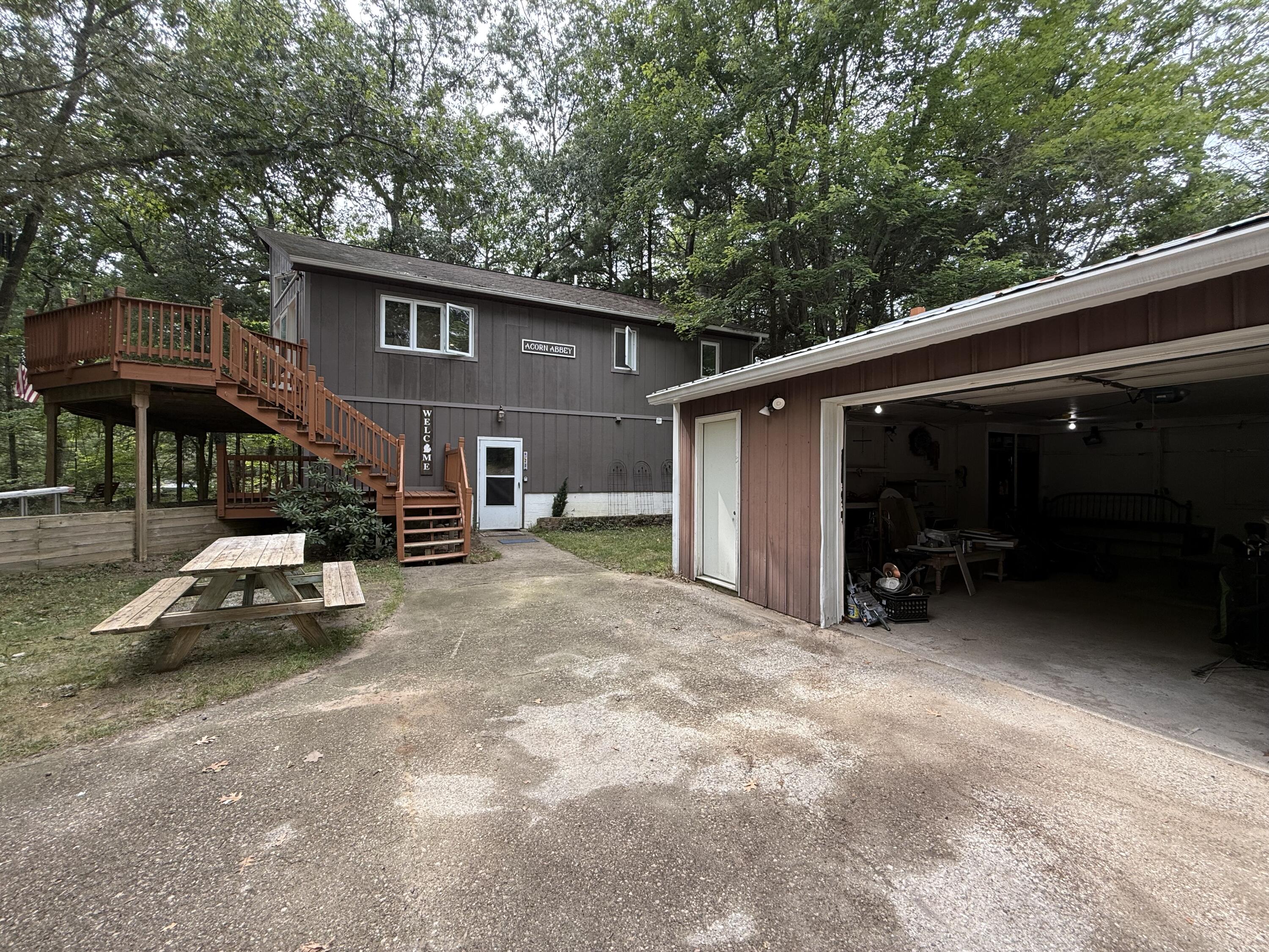 5700 W Lakeshore Court Property Photo 6
