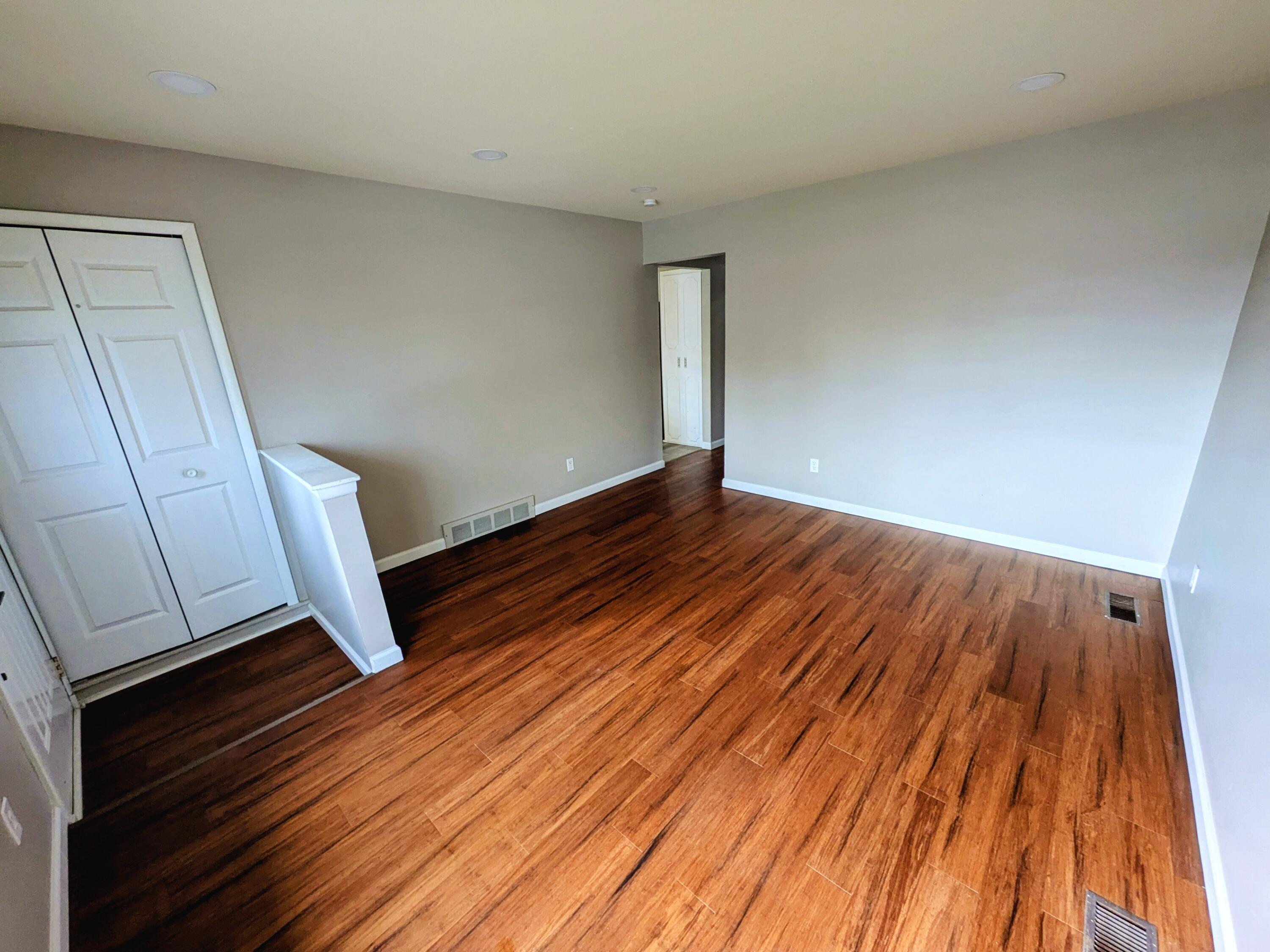 2140 Olive Avenue Property Photo 6