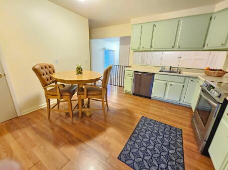 954 Rose Drive Property Photo 10