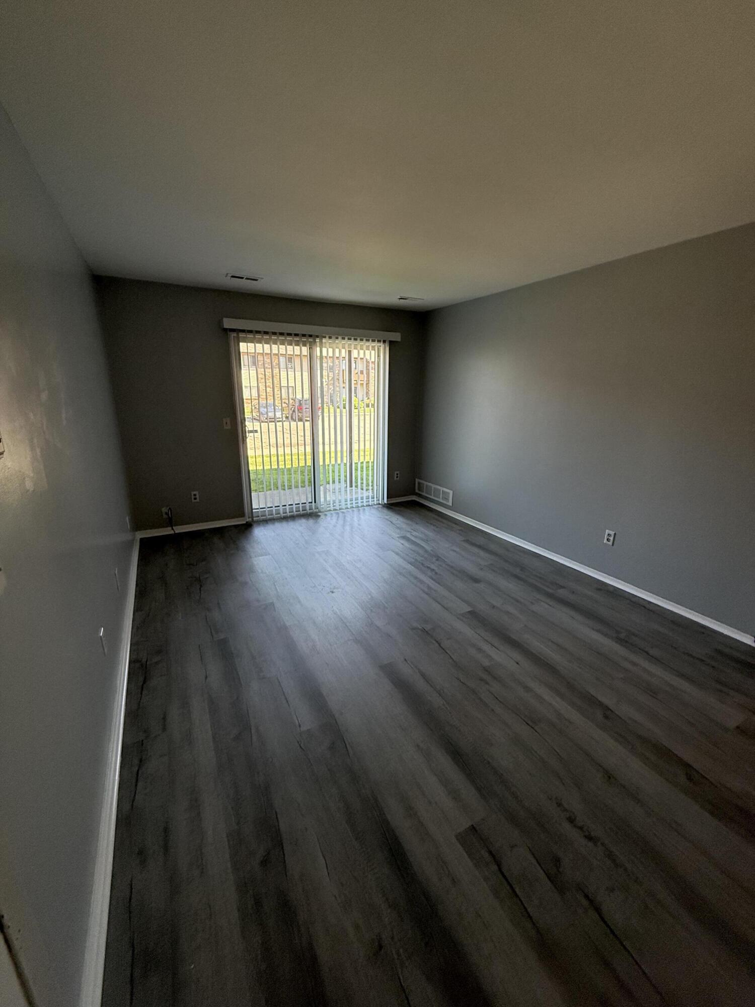 7708 Manor Circle Apt 103 Property Photo 5