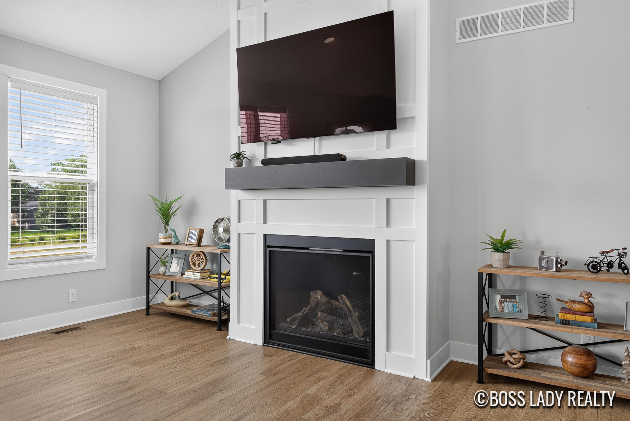 9560 Fields Drive 37 Property Photo 11