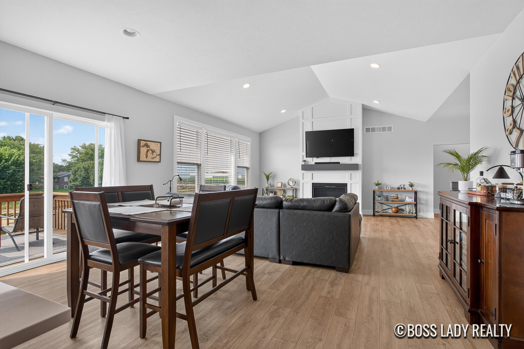 9560 Fields Drive 37 Property Photo 14